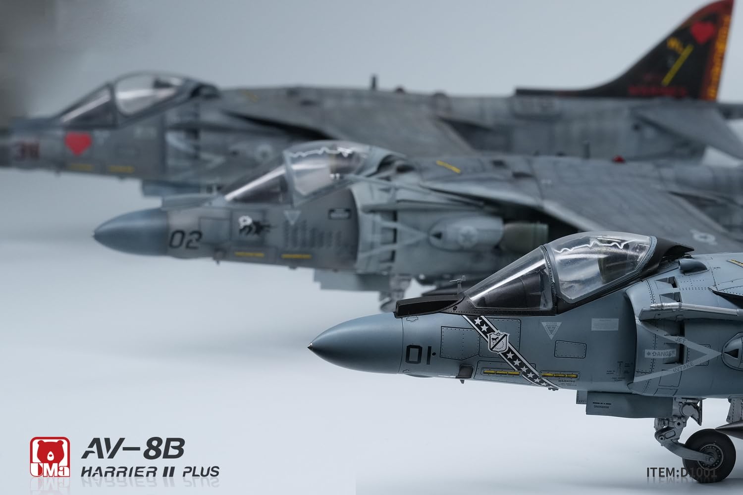 Amazon | UMaモデル 1/48 AV-8B ハリアーII プラス プラモデル