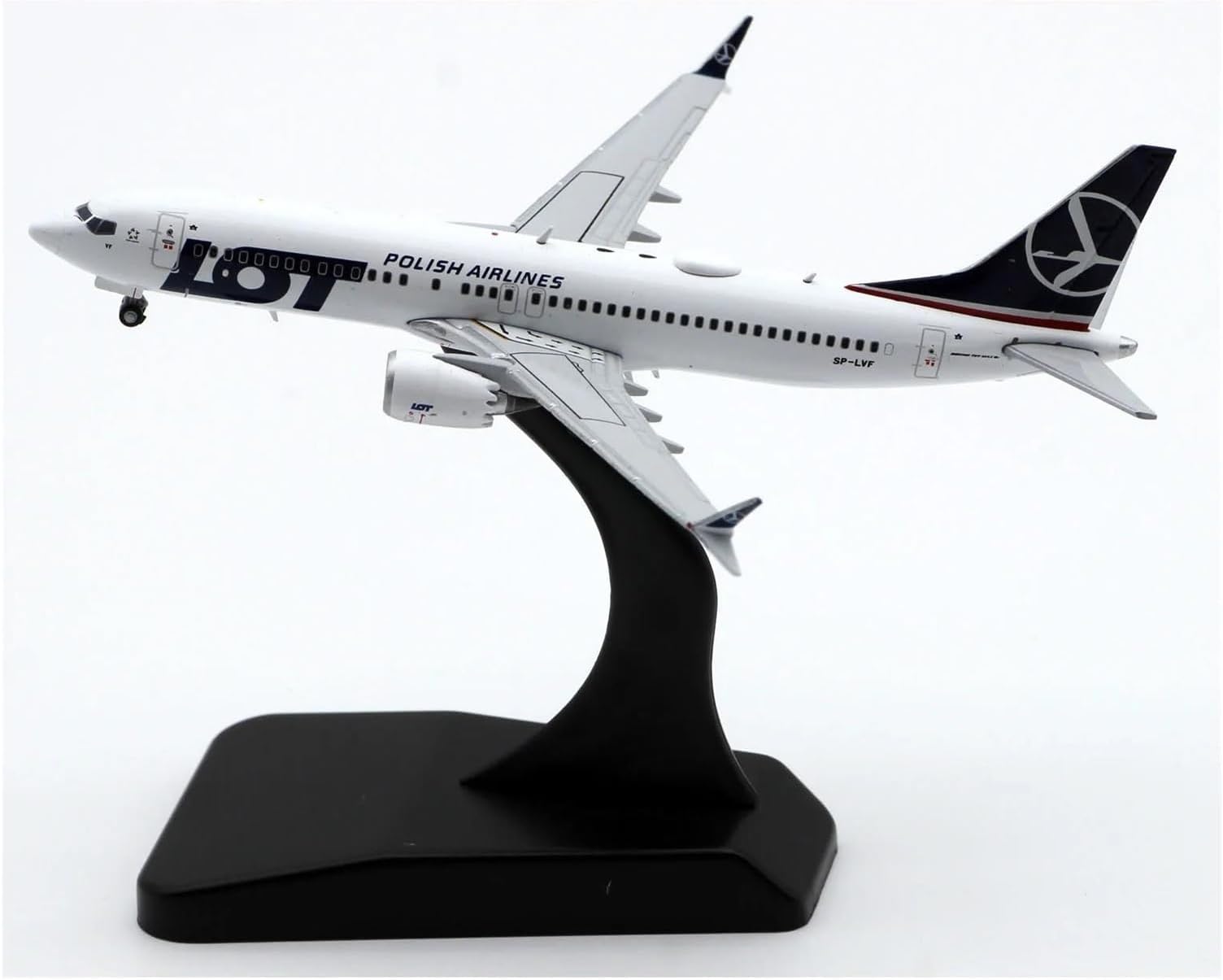 Static Aircraft Model 1:400 for Polish Airlines LOT Boeing B737-8Max Plane Model SP-LVF Diecast Alloy Aircraft Model Party Gifts