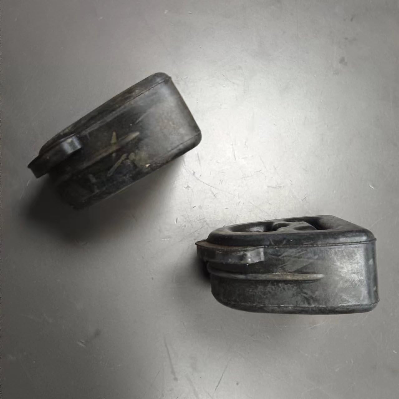 MUFFLER HANGER 1404920144 1404920244 1404920444, Compatible with W140 904 901 902 903