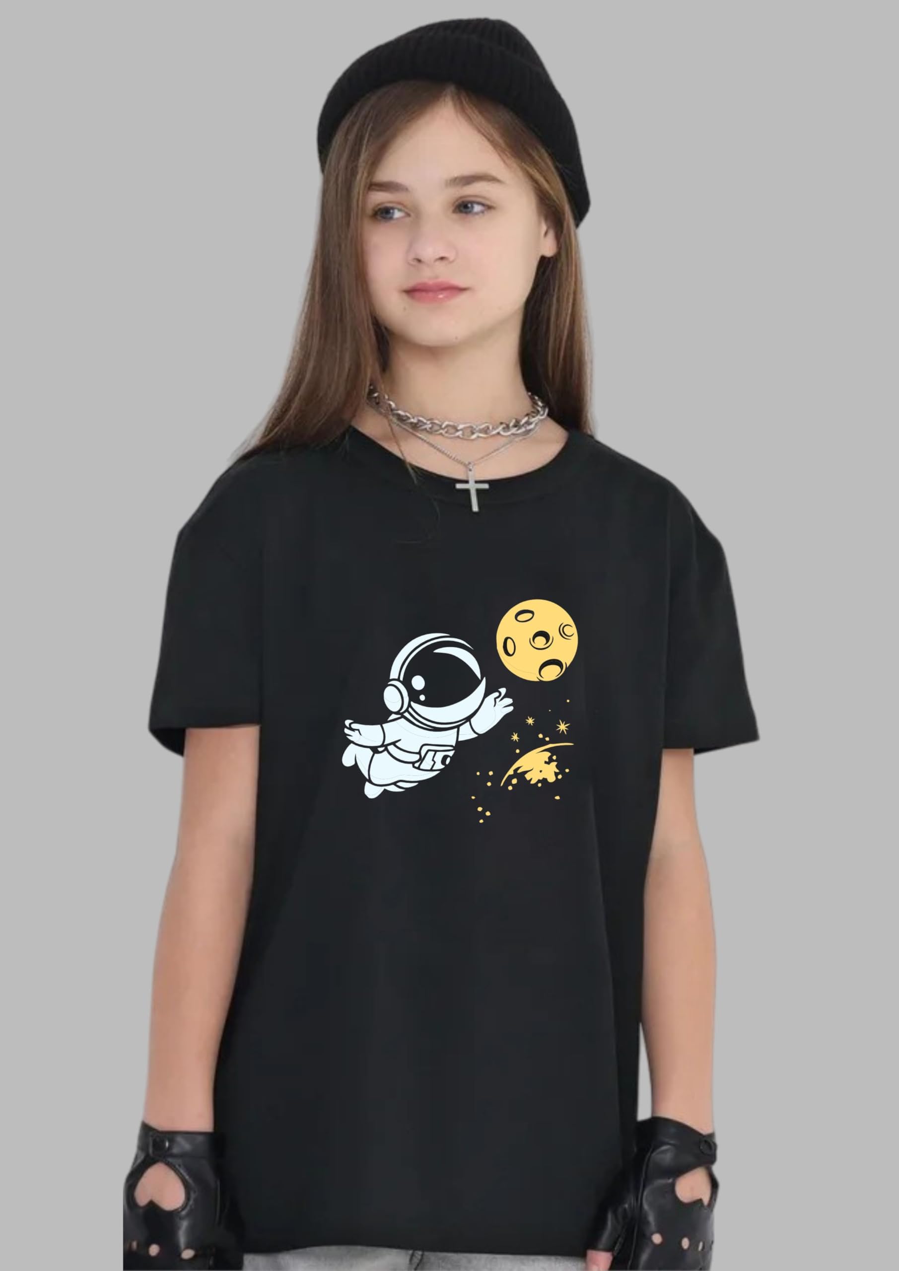Uniplanet Store Camiseta de algodón de media manga, ajuste regular, color negro, para niñas, estampado de Spiderman
