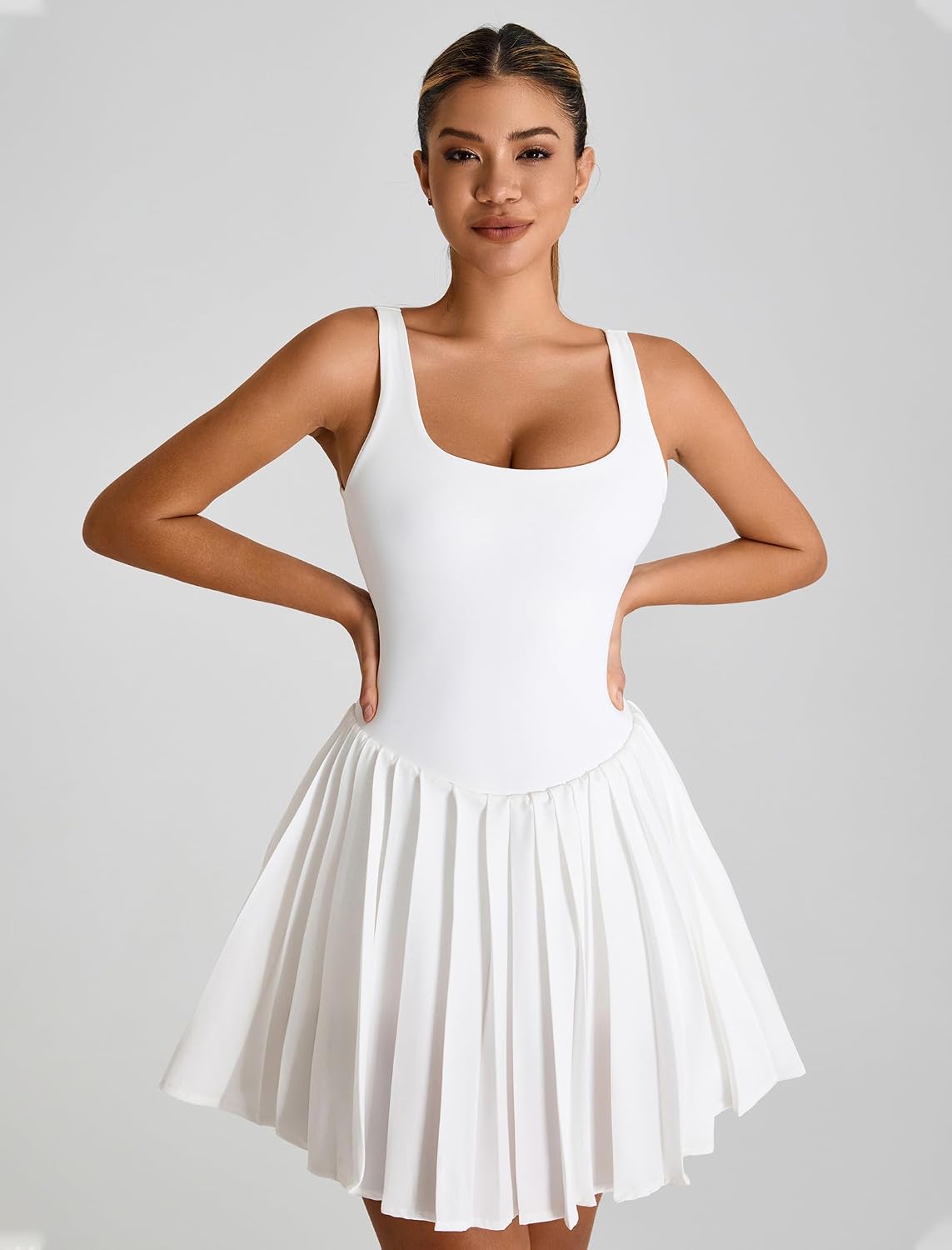 QBGJTD Womens Tennis Golf Dress with Built-in Bra Shorts Backless Pleated Hem Athletic Dresses with Pockets