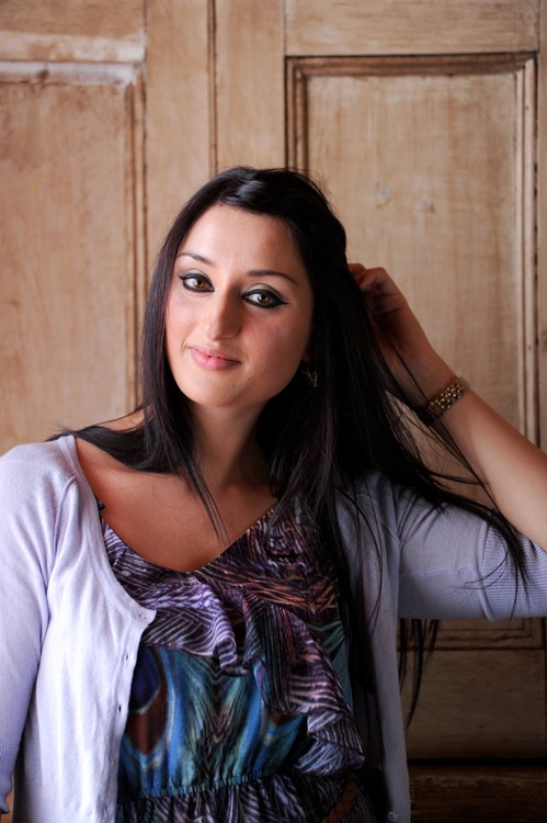 Amazon.co.uk: Samina Younis: books, biography, latest update