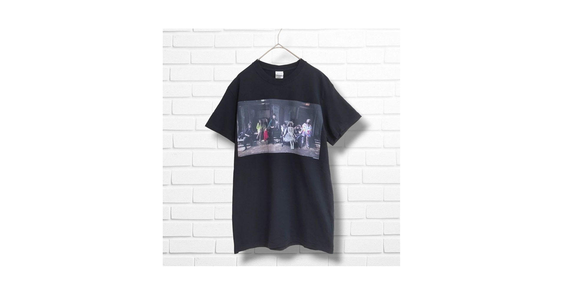 乃木坂46 - 乃木坂46 伊藤万理華 脳内博覧会  犬メン Tシャツ Amazon.co.jp: 乃木坂46 犬メン 犬会縁側Tシャツ Sサイズ 伊藤万