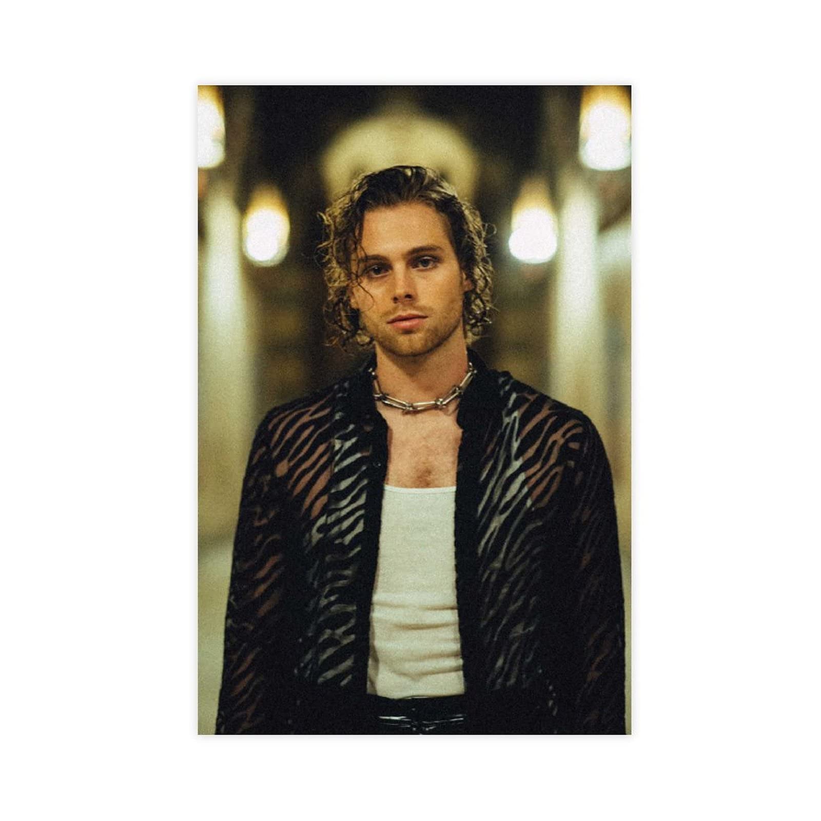 Ljjj Singer Luke Hemmings Canvas Poster Wall Art Decor Print Picture Paintings For Living Room Bedroom Decoration Unframe:12×18Inch(30×45Cm)