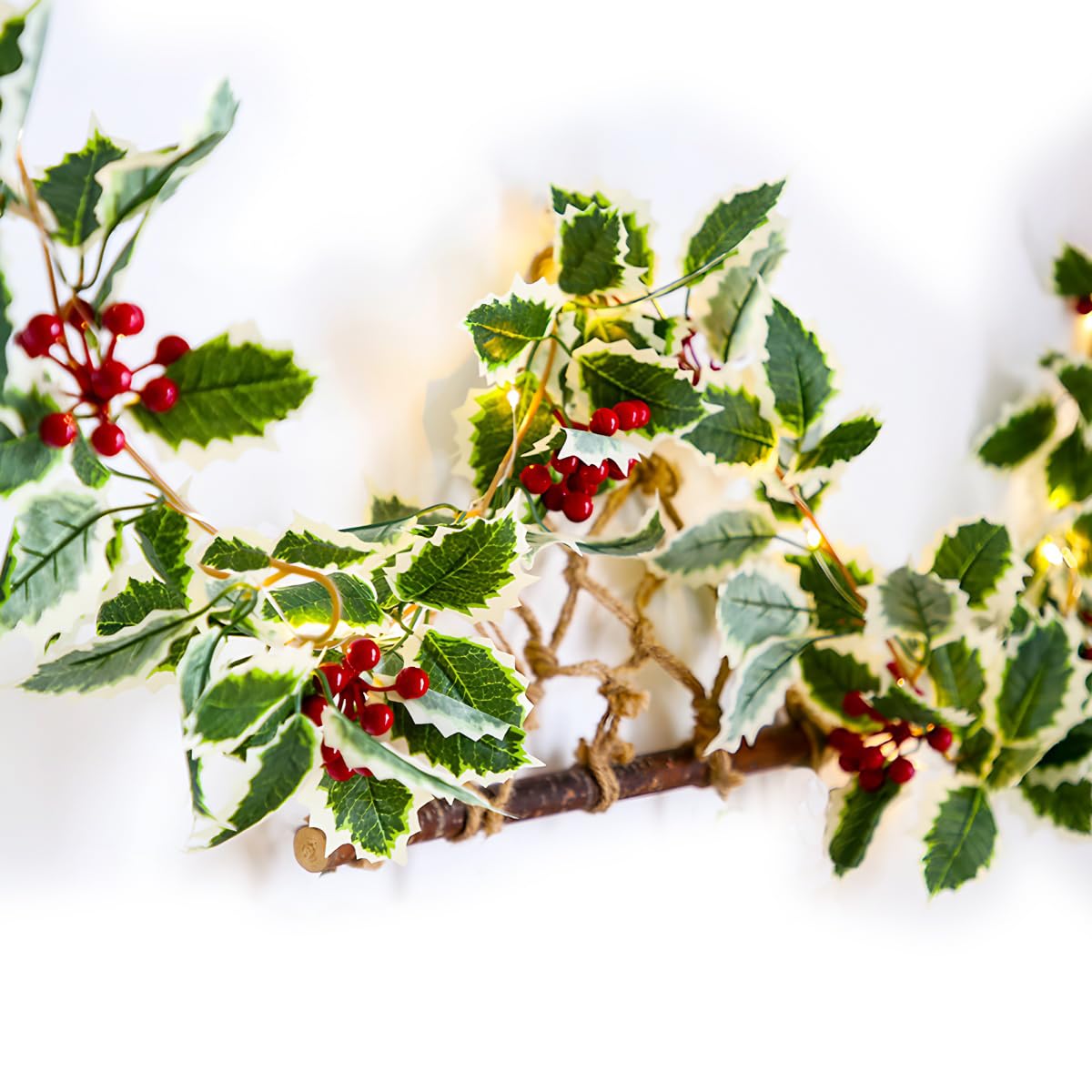 5.8 Ft Christmas Artificial Garlands Berry Holly Leaves Garland Faux Greenery Garlands Hanging Vine for Wedding Party Table Home Decoration (Green)
