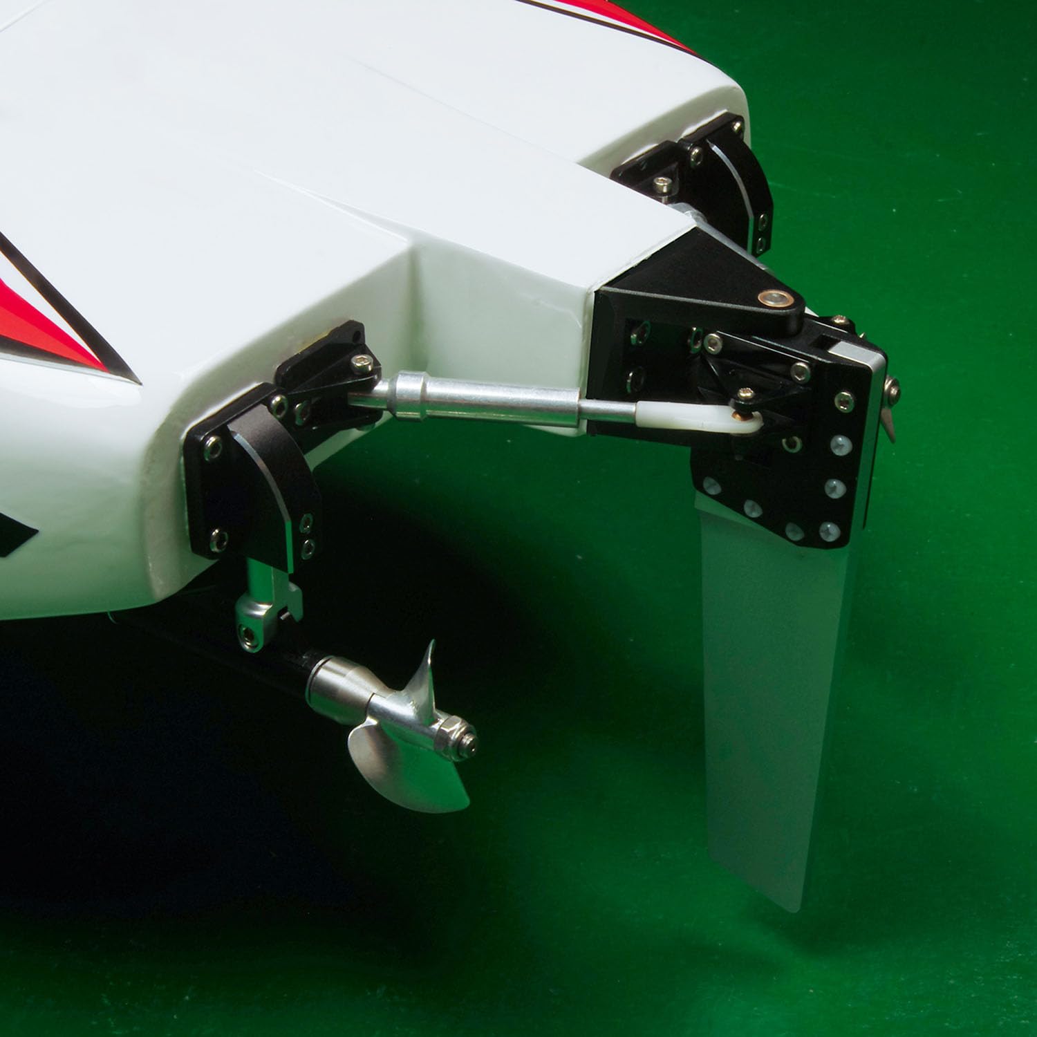 135KM/H RC Hochgeschwindigkeits-Rennboote DTRC E33 Wasserfahrzeug Modell Speedboat Kühlsystem RTR Batterie Dual Brushless Motor