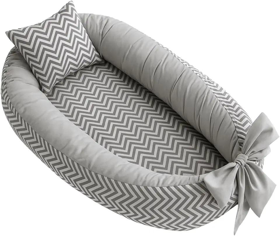 Ninho redutor de berço bebê percal 100% algodão + Almofada Anatomica Estampada Unissex (Chevron Cinza)