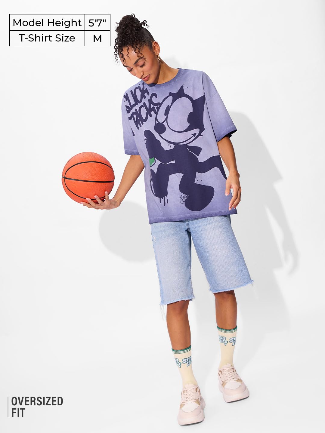 The Souled Store Felix The Cat: Slick Tricks - Camiseta de algodón con estampado gráfico de color púrpura para mujeres y niñas