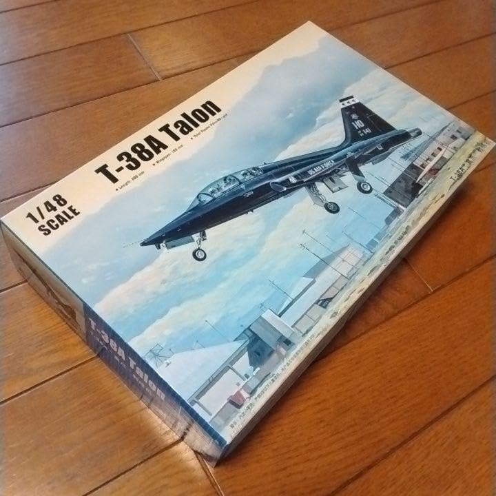 T-38A Talon Trumpeter 1/48 maquette sans défaut d'assemblage