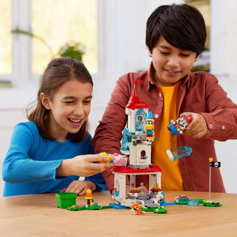 LEGO 71407 Super Mario Ensemble d’Extension La Tour Gelée et Le Costume de Peach Chat, Jeu de Construction, Toad Figurine, Jouet Château Fort, Cadeau Enfants 8 Ans