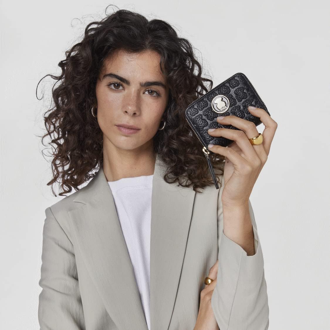 TOUS Medium Black Engraved Leather Purse, For Women, Zipper Closure, Personalized Appliques in Gold, Measures 8x10.5x2.5cm, Beautiful and Elegant, Sherton Collection