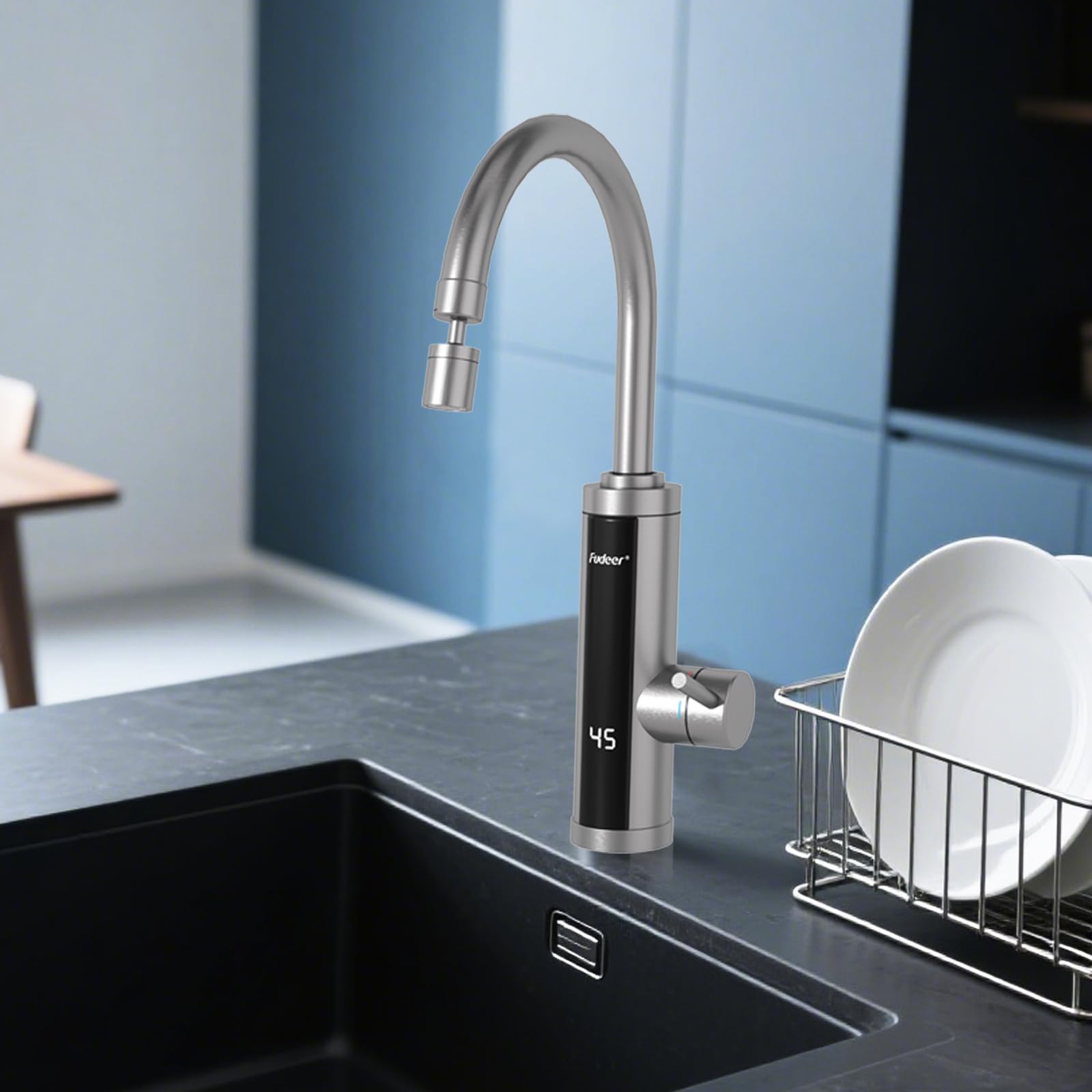 Elektrischer Wasserhahn mit Durchlauferhitzer für die Küche, 3.3kW Schnellaufheizung mit Digitalanzeige (30-45℃) 360°schwenkbare Universaldüse, 2 Sprühmodi 220-240V(Silber)