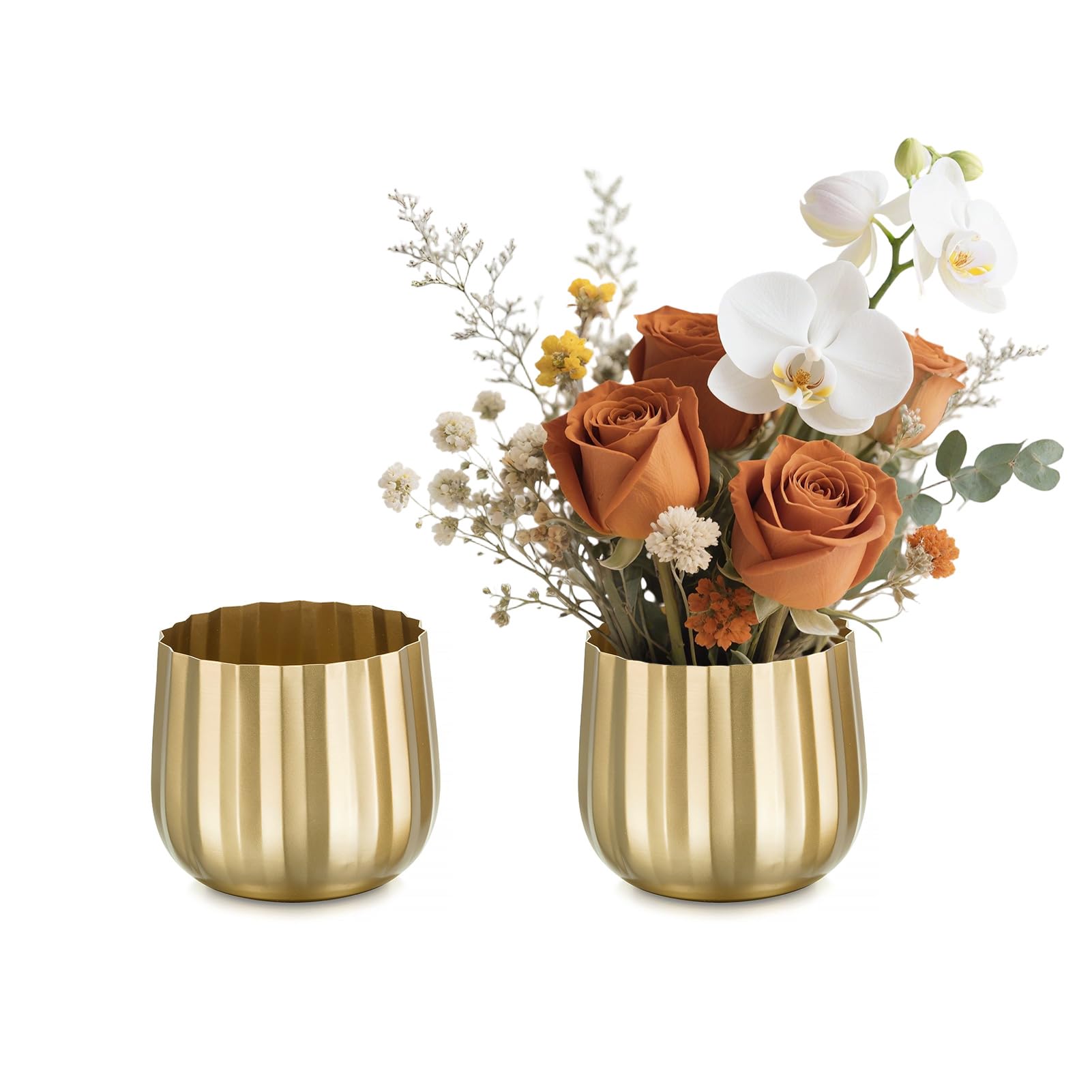 NUPTIO Gold Vase for Wedding Centrepieces: 2 Pcs 10cm Metal Ribbed Flower Vases for Birthday Party Table - Small Plants Planters Vintage Pots for Home Outdoor Garden Decorations