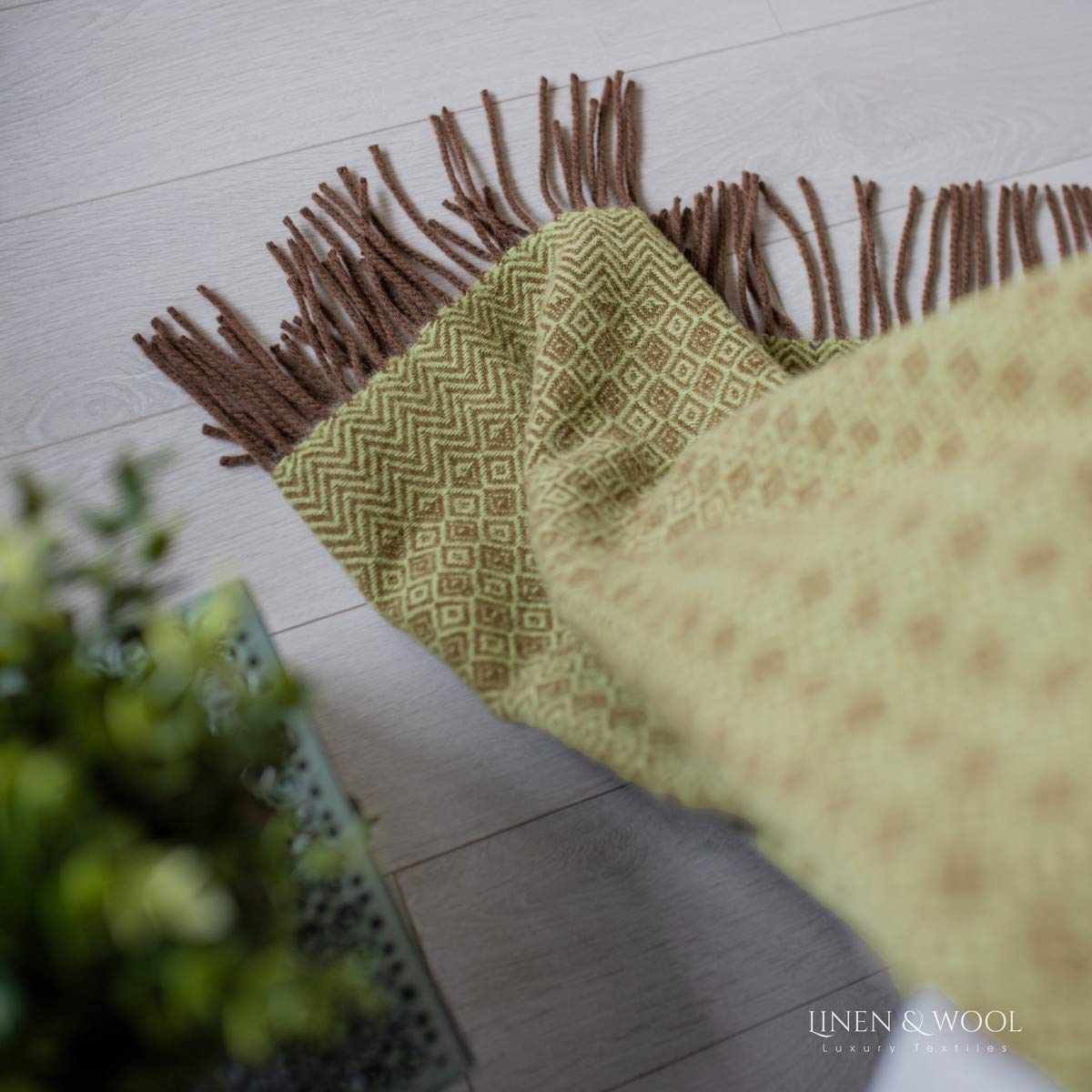 Linen & Cotton Plaid de Luxe Paris Diamant Sergé - 100% Pure Laine de Nouvelle-Zélande, Brun Marron Vert (140 x 200cm) Couverture Chauffante/Jeté de Canapé/Couvre Lit Polaire/Blanket Sofa Fauteuil