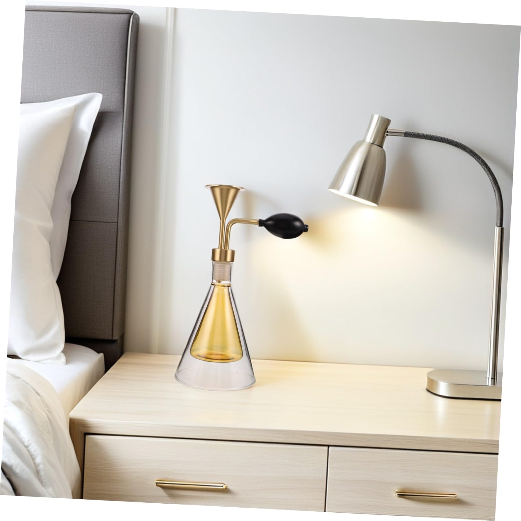 ULTECHNOVO Diffusore di Oli Essenziali in Vetro per Spa Professionale e Camere da Letto, Dispositivo Compatto e Raffinato per Dosaggio Preciso e Miglioramento Umore