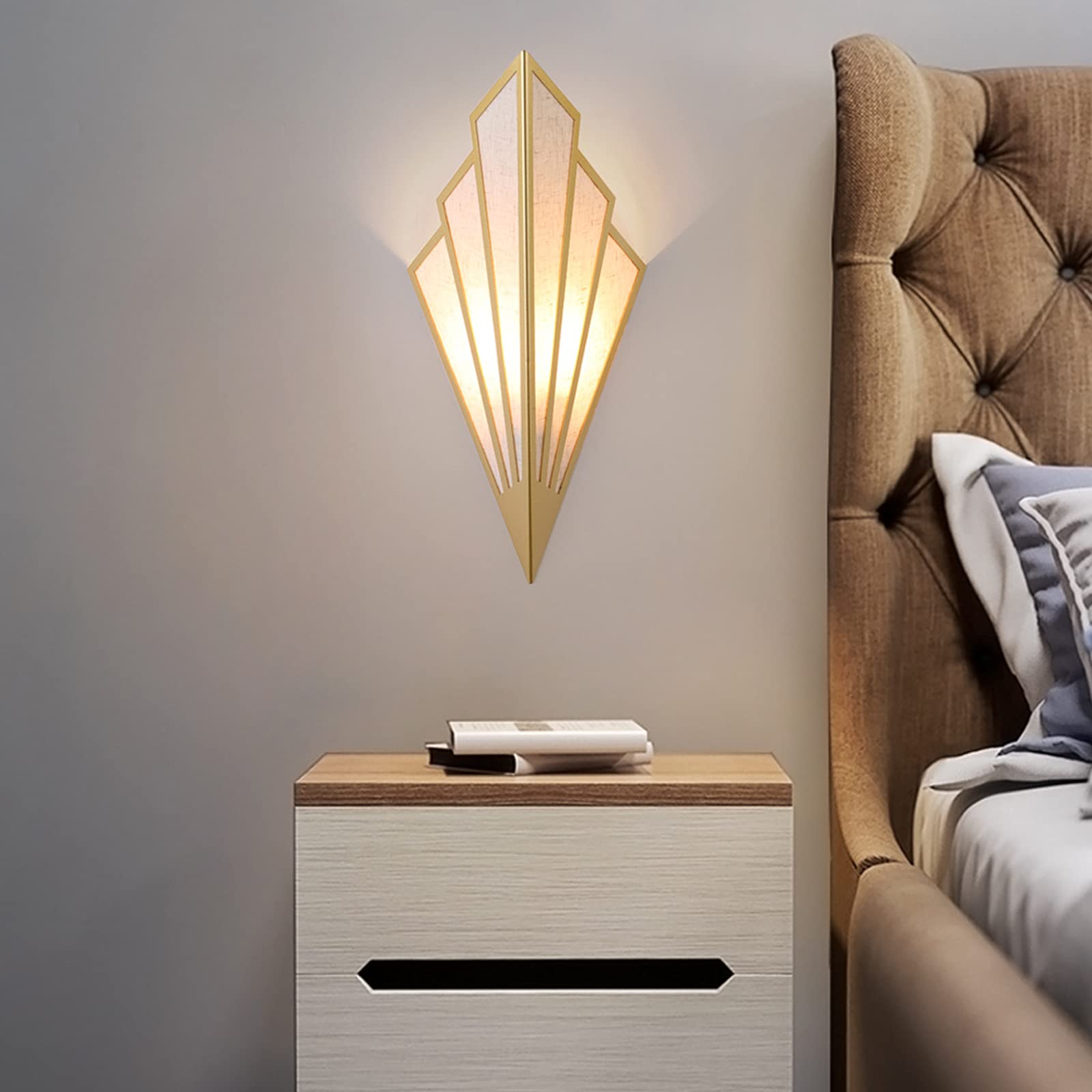 Lámpara de Pared limily Dorado Aplique Pared Creativa en Forma de Abanico con Pantalla de Lino para Dormitorio