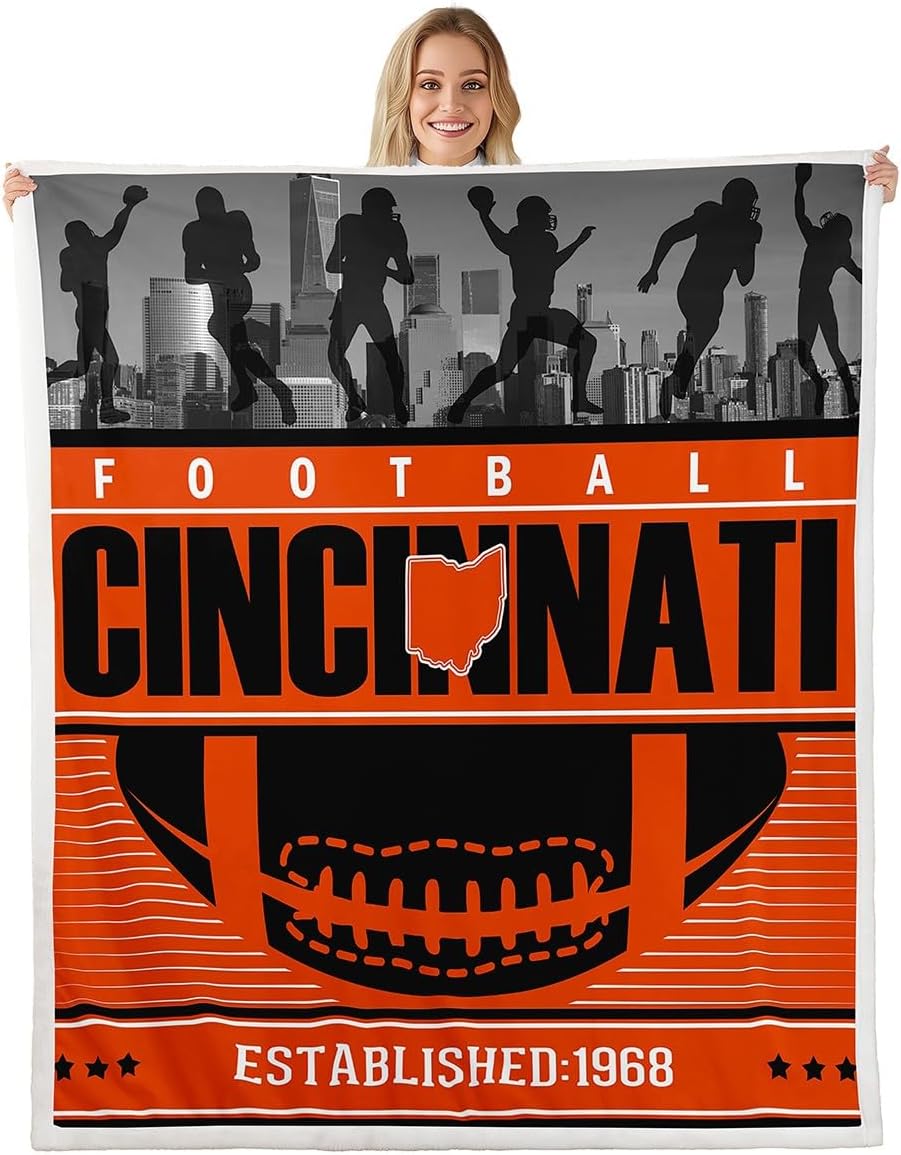 Erosebridal Kids Sports Football Seasonal Throw Blanket, Gridiron Player Silhouette Blankets for Boys Girls Rugby Sports Seasonal Color Fleece Blanket Queen for Sofa Bedroom