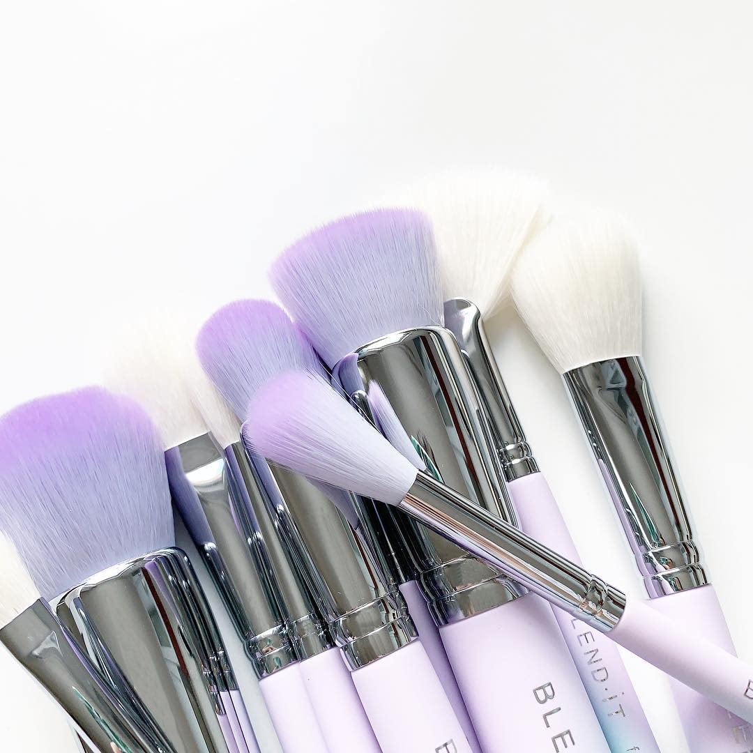 BLEND IT - Pędzel do makijażu I Cheek Blush PRO 135 pędzel do różu I mieszanka syntetycznych włosów i koziego włosia I drewniany uchwyt I mosiężna nasadka I trwały I Violet Sunset