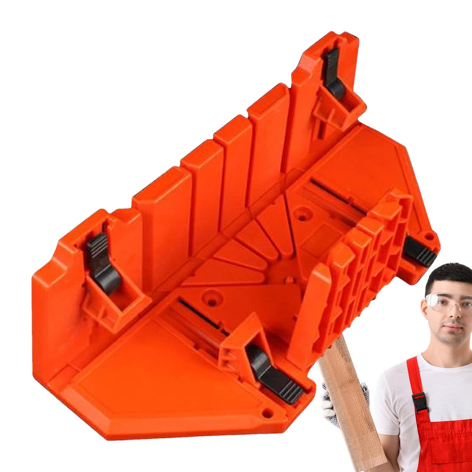 Outils de découpe woodworker pour rénover ses plinthes et moulures en bois