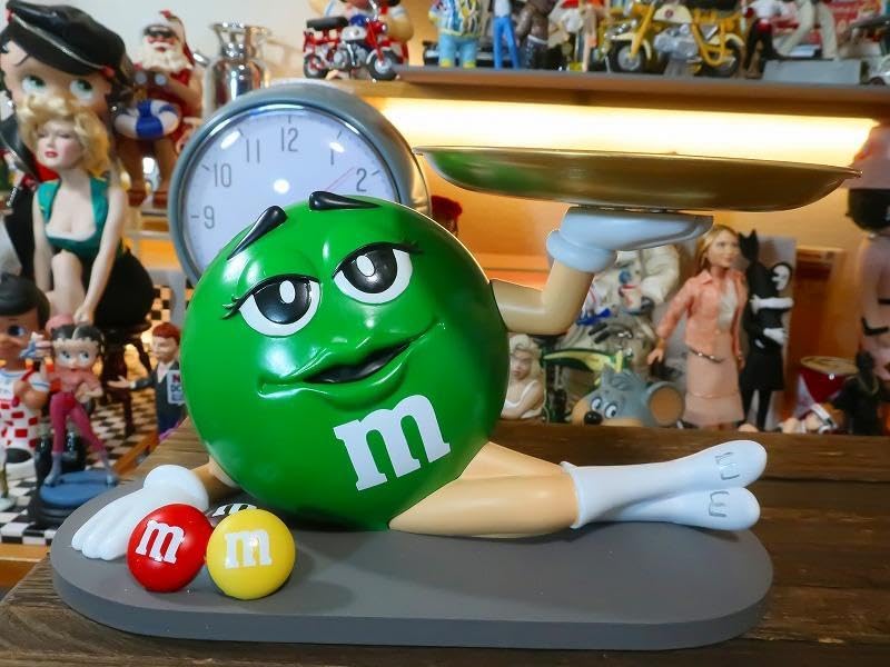 m&m'sエムアンドエムズ M&Ms グリーン ストアディスプレー
