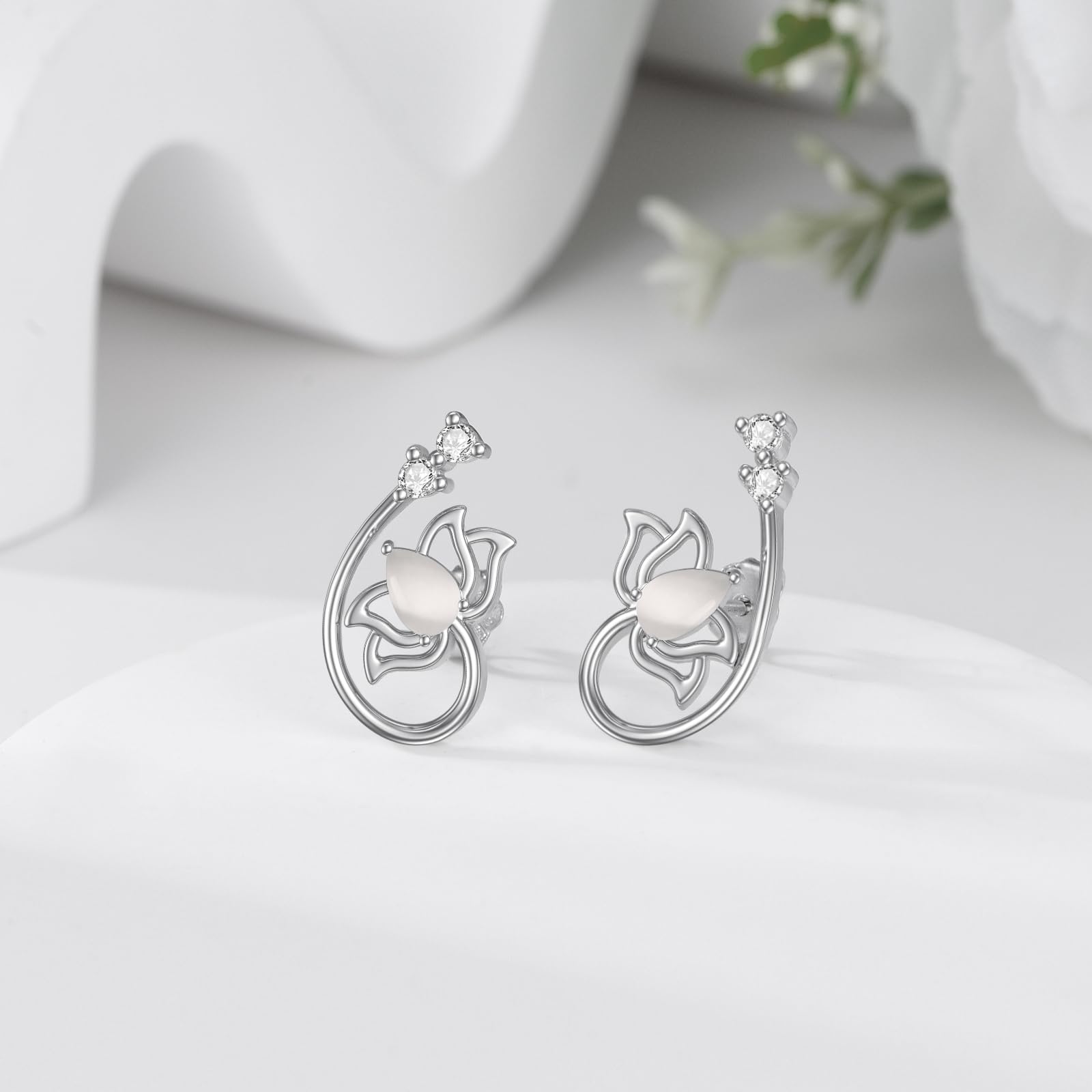 Lotus Blume Ohrringe für Damen Silber 925 Mondstein Ohrstecker Blume Knorpel Ohrringe Schmuck Geschenke für Frauen Mädchen
