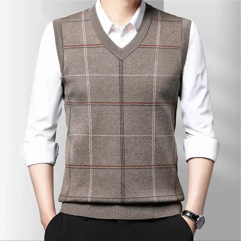 Men's Business Sweater Vest Sleeveless Checkered Casual Knitted V Neck Pullovers Sweater Tank Tops2