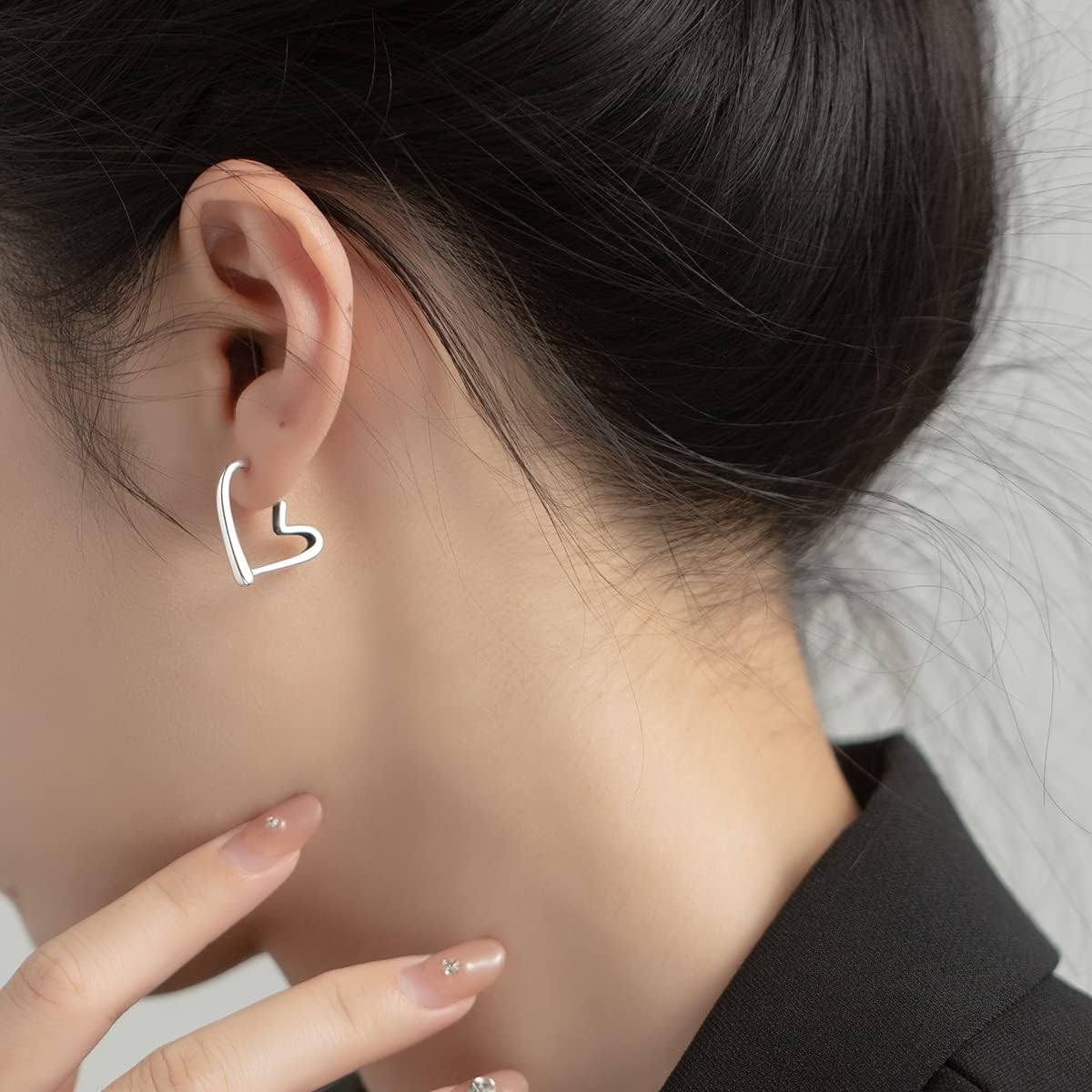 SLUYNZ Sterling Silver Heart Hoop Earrings for Women Love Heart Hoop Earrings Studs