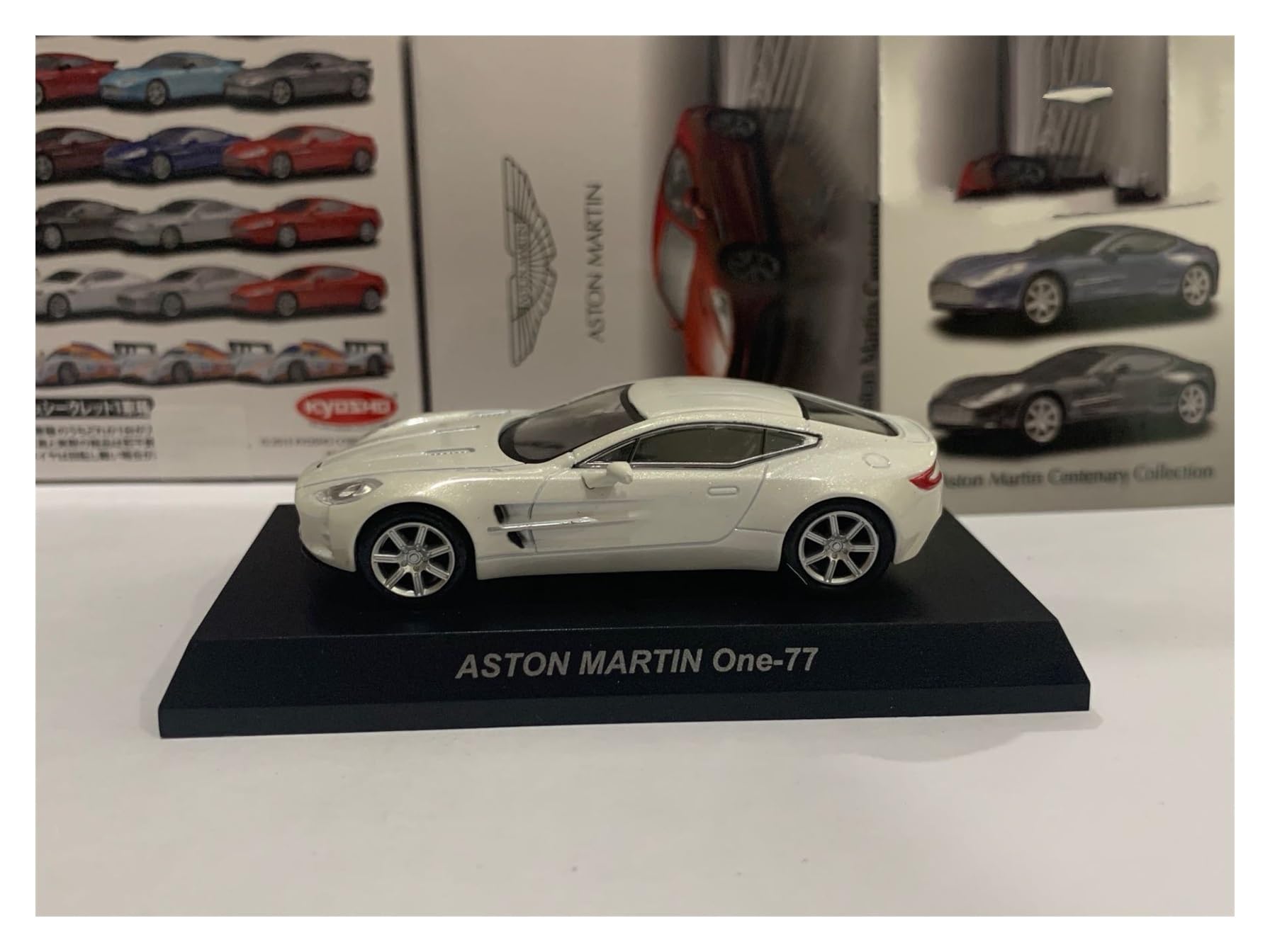 ミニカー MENDO HOUSE 1/18 Aston Martin One-77 Scale Model Cars for Aston Martin One-77 LM F1 1:64 Racing