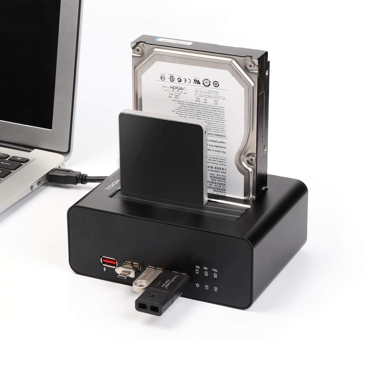 Salcar Aluminum HDD Dock USB SATA Dual Bay Super Speed USB 3.0 con hub USB 3.0 e porta di ricarica USB rapida per HDD e SSD SATA I / II / III da 2,5 pollici e 3,5 pollici