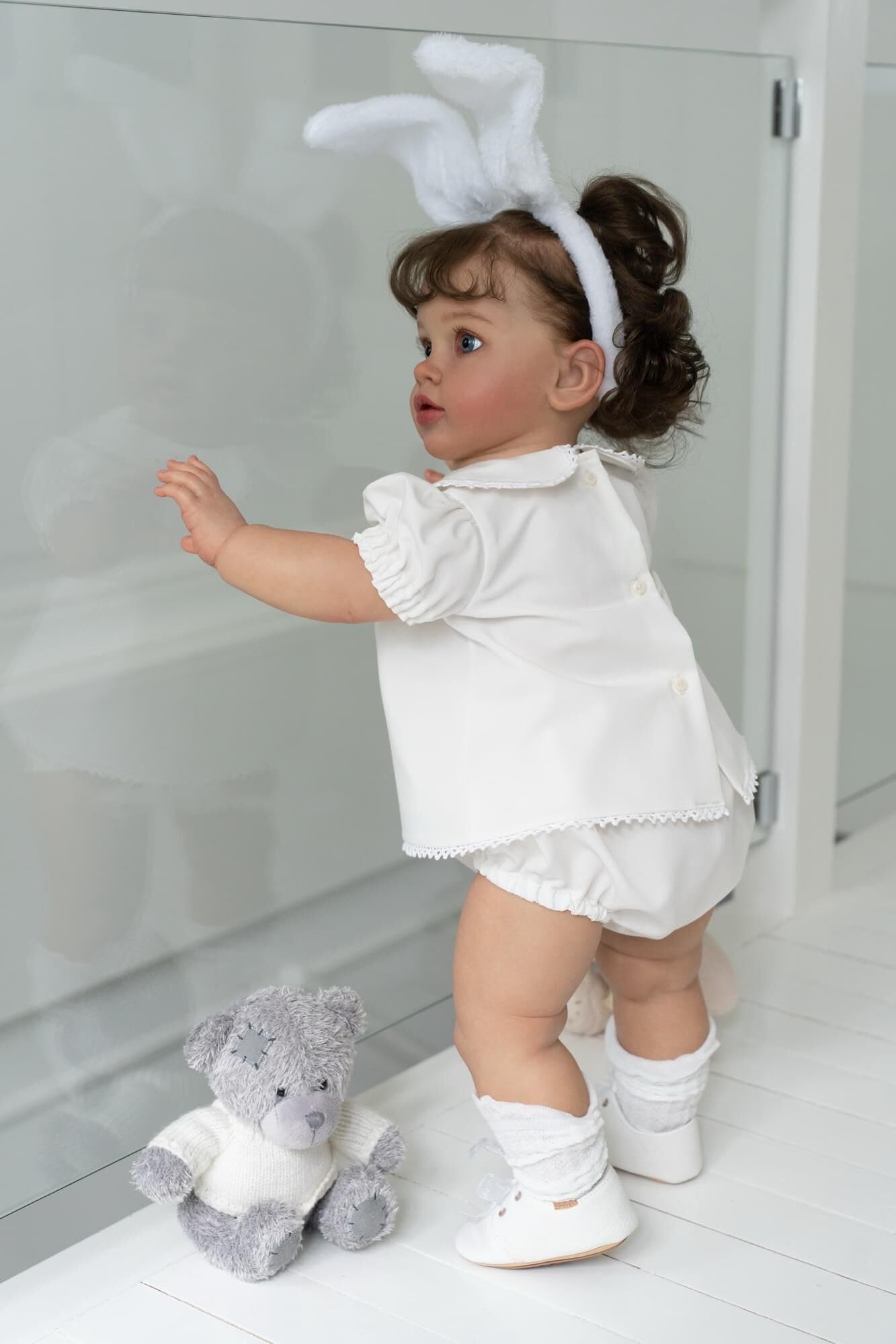RXDOLL Pippa – Muñeca Reborn De 66 Cm Con Cuerpo De Tela Y Extremidades Articuladas, Pelo Implantado A Mano, Muy Realista, Viene Con Biberón Y Chupete Magnético