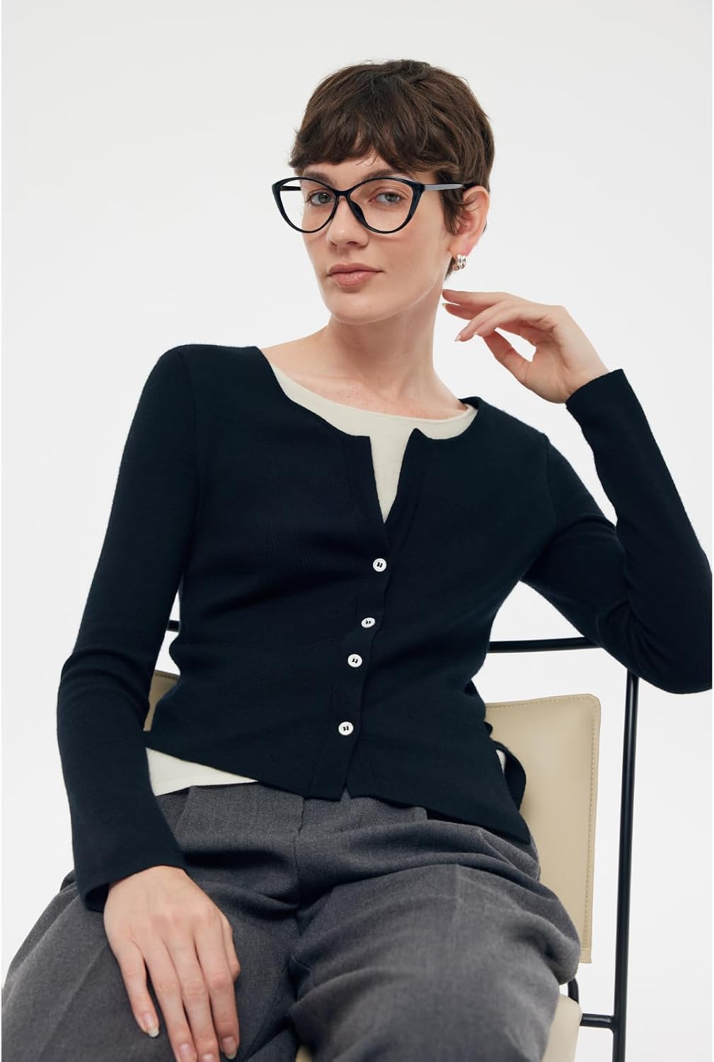 GOELIA Women's 100% Wool Fall Sweaters 2025 Black Button-Front Long Sleeve Pullover Sweater Classic Work Teacher Knit Top