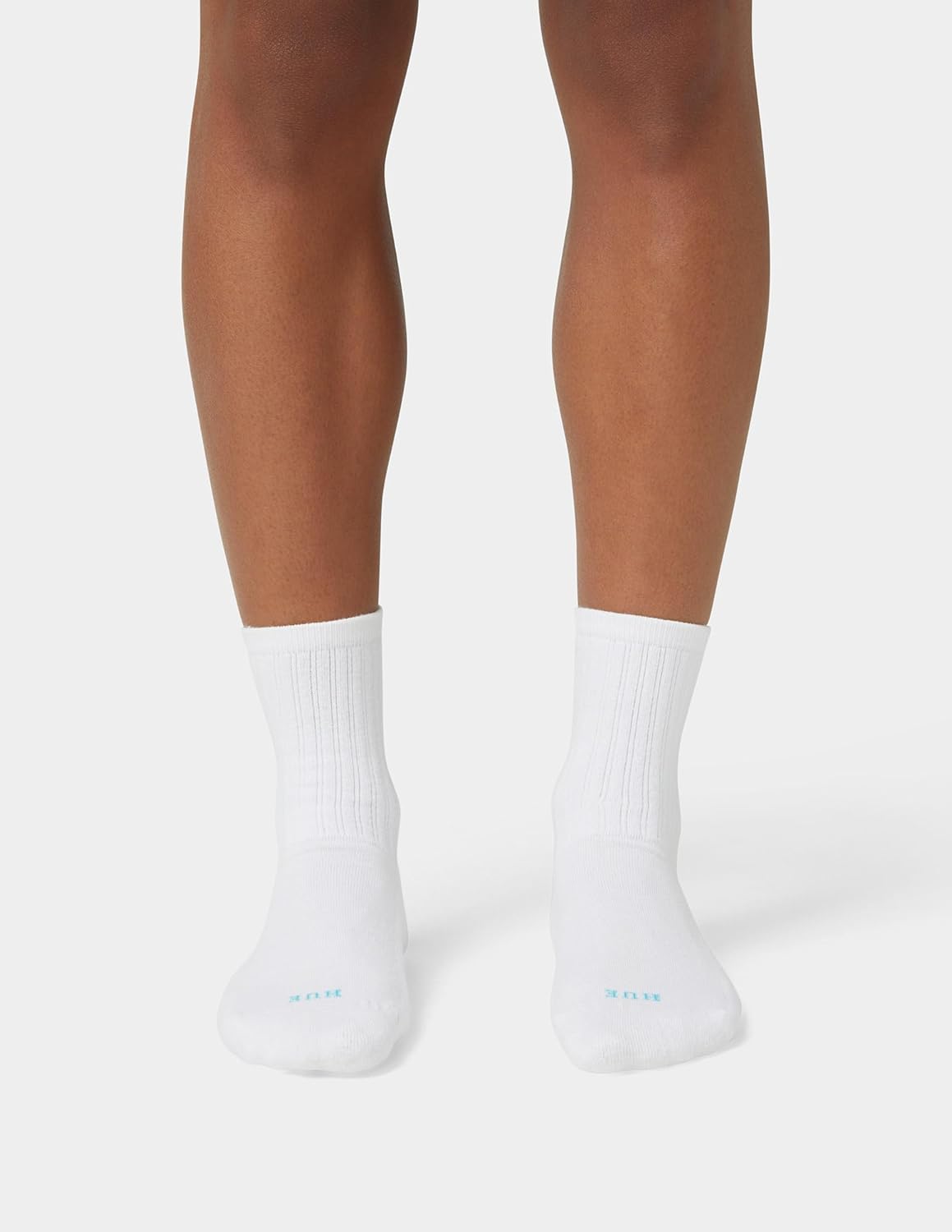 HUE Women's Air Cushion Crew Socks (3-Pack) - Image 2
