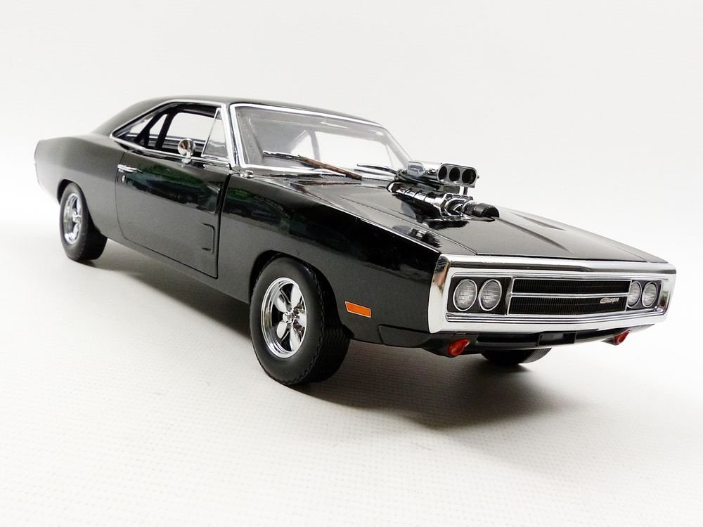 ミニカー FAST& FURIOUS 1970 DODGE CHARGER 1/18 1970 Dodge Charger Artisan Collection Fast & Furious 1/18