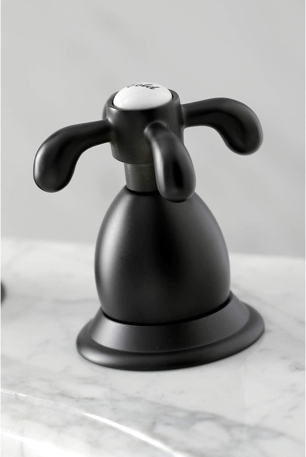 Kingston Brass KS1970TX 8 in. Widespread Bathroom Faucet, Matte Black