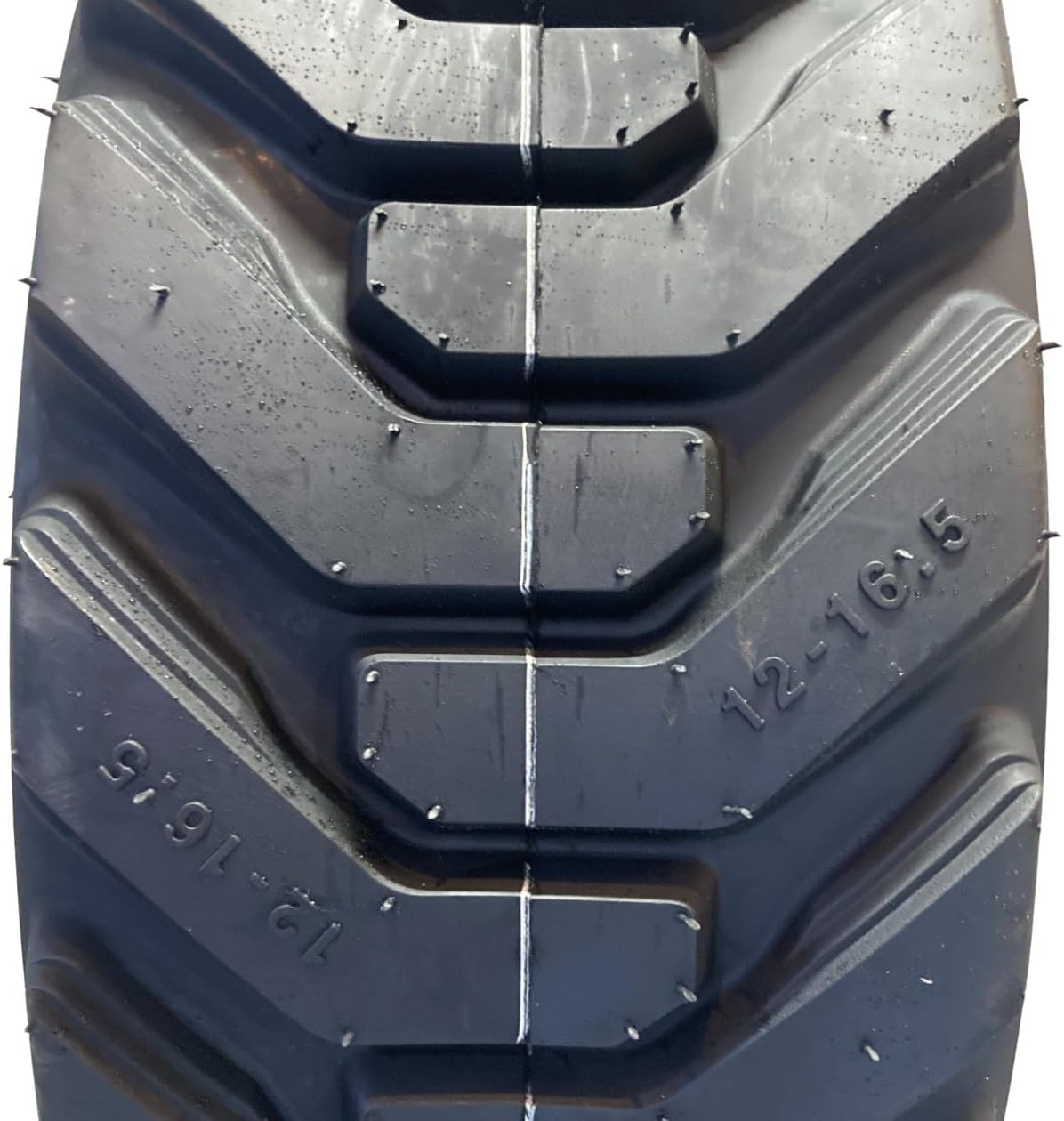 Vehichle Tire (1) HD 12-16.5 Forerunner SKS-8 Tire - 14PLY - 12X16.5