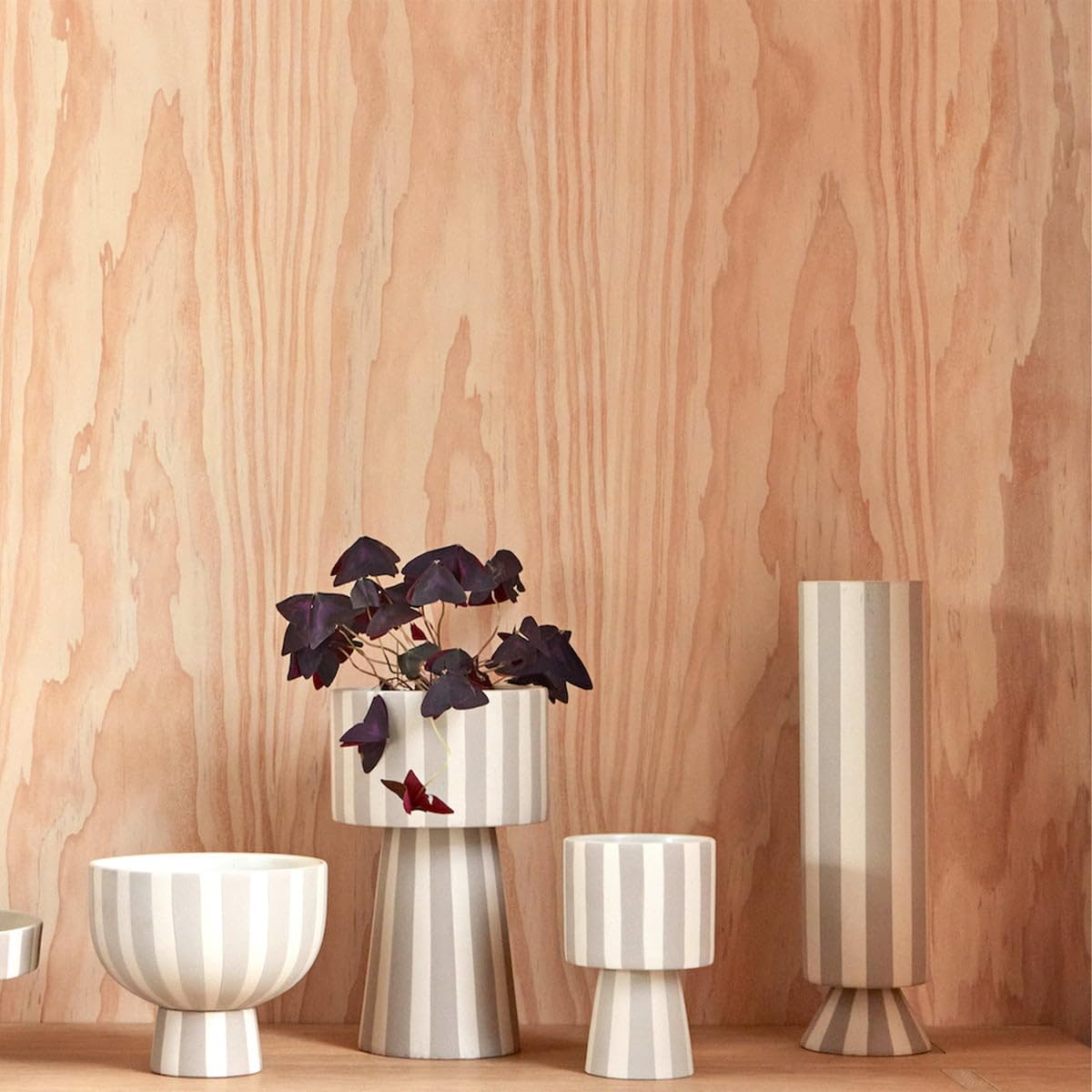 Amazon.co.jp: OYOYストライプデザインのフラワーベース/フラワー