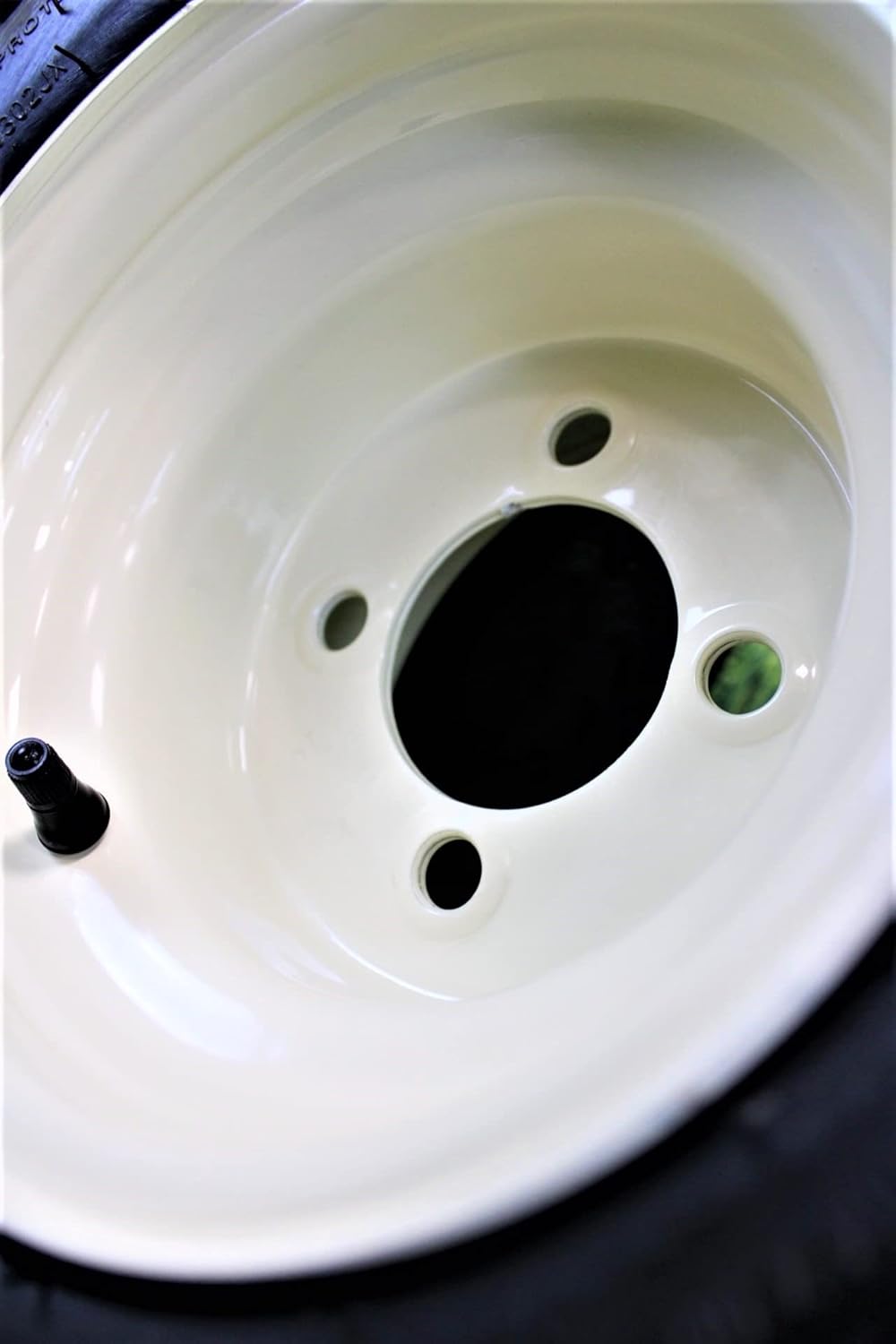 Antego Tire & Wheel 18x8.50-8 Golf Cart Tires on 8x7 Golf Cart Wheels (Rims) Beige Assemblies for Golf Carts (Set of 4) - Compatible with all standard golf carts such as: EZGO, YAMAHA, and Club Car