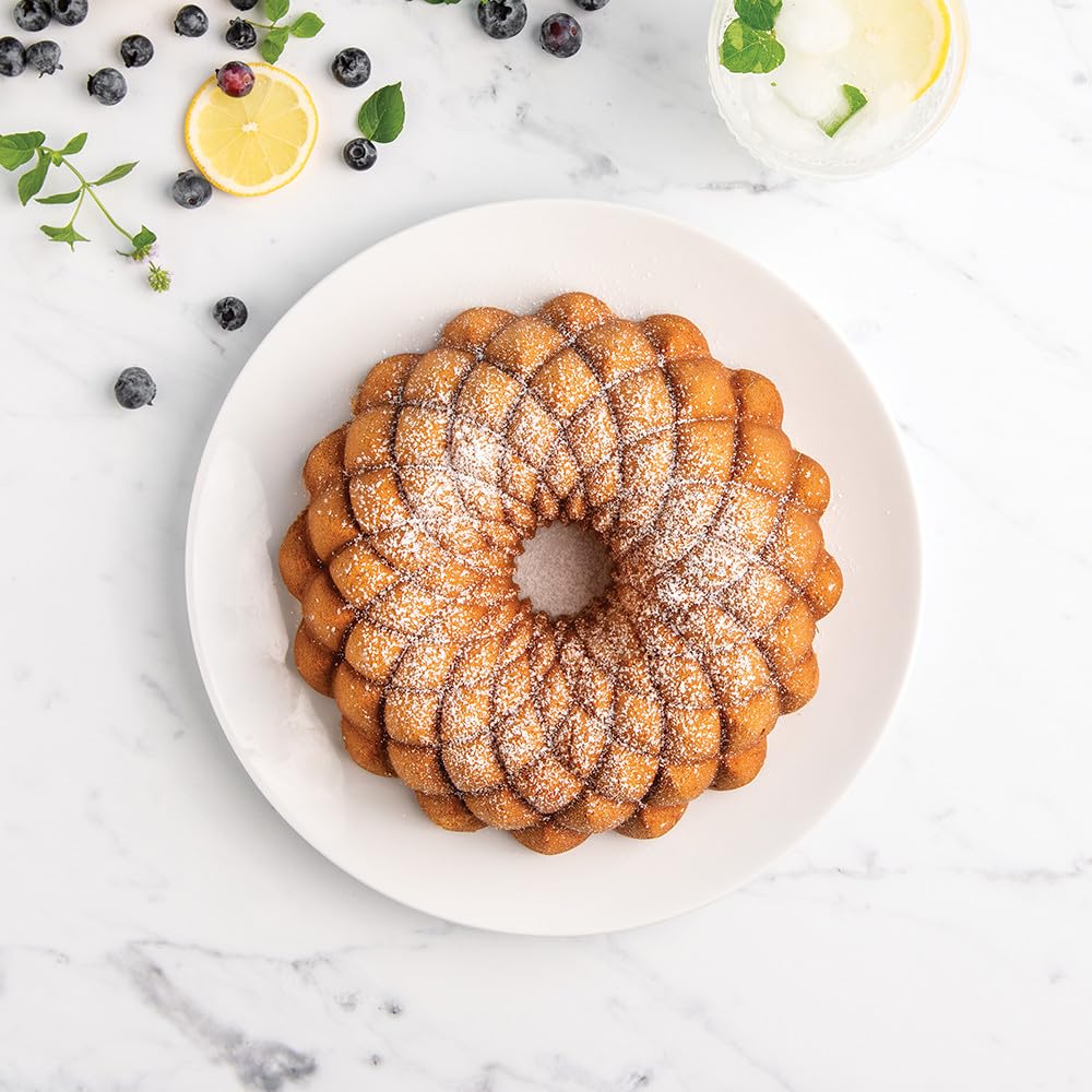 Nordic Ware Caleidoscopio Bundt, 10 tazze, oro