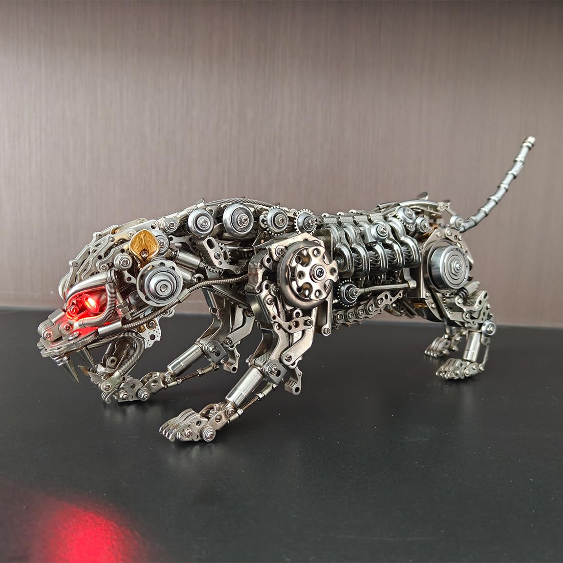 Kit fai da te 3D "Leopardo meccanico" in metallo (oltre 1000 pezzi)