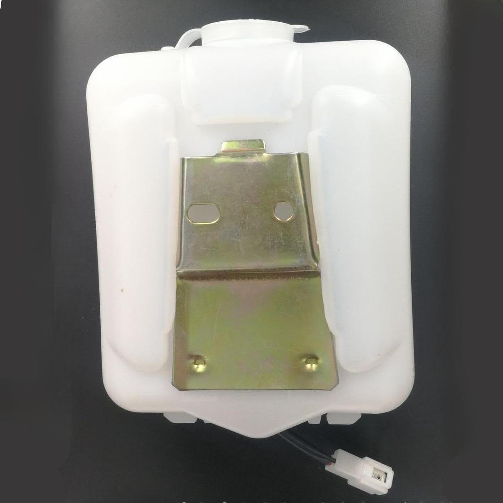 Amazon | JicSuXi 【24V 1.5L】ユニバーサル カーフロントガラス