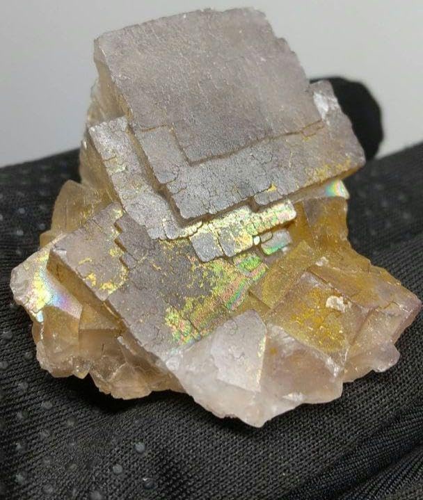 超激レア パキスタン バロチスタン州産 オーラフレイム フローライト 蛍石