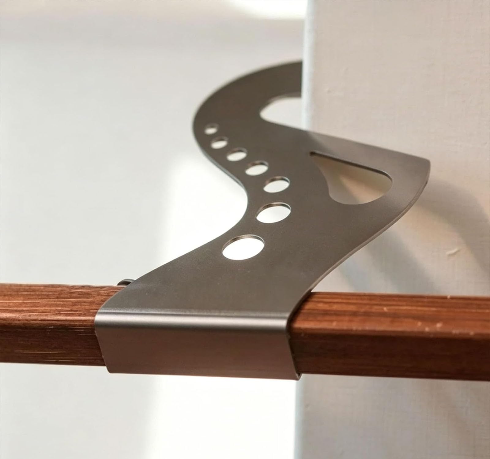 Puente de soporte de mano para artista, barra de soporte de reposamanos de caballete ajustable, reposamanos ajustable para trabajos de detalle de dibujo de pintura (1PC)
