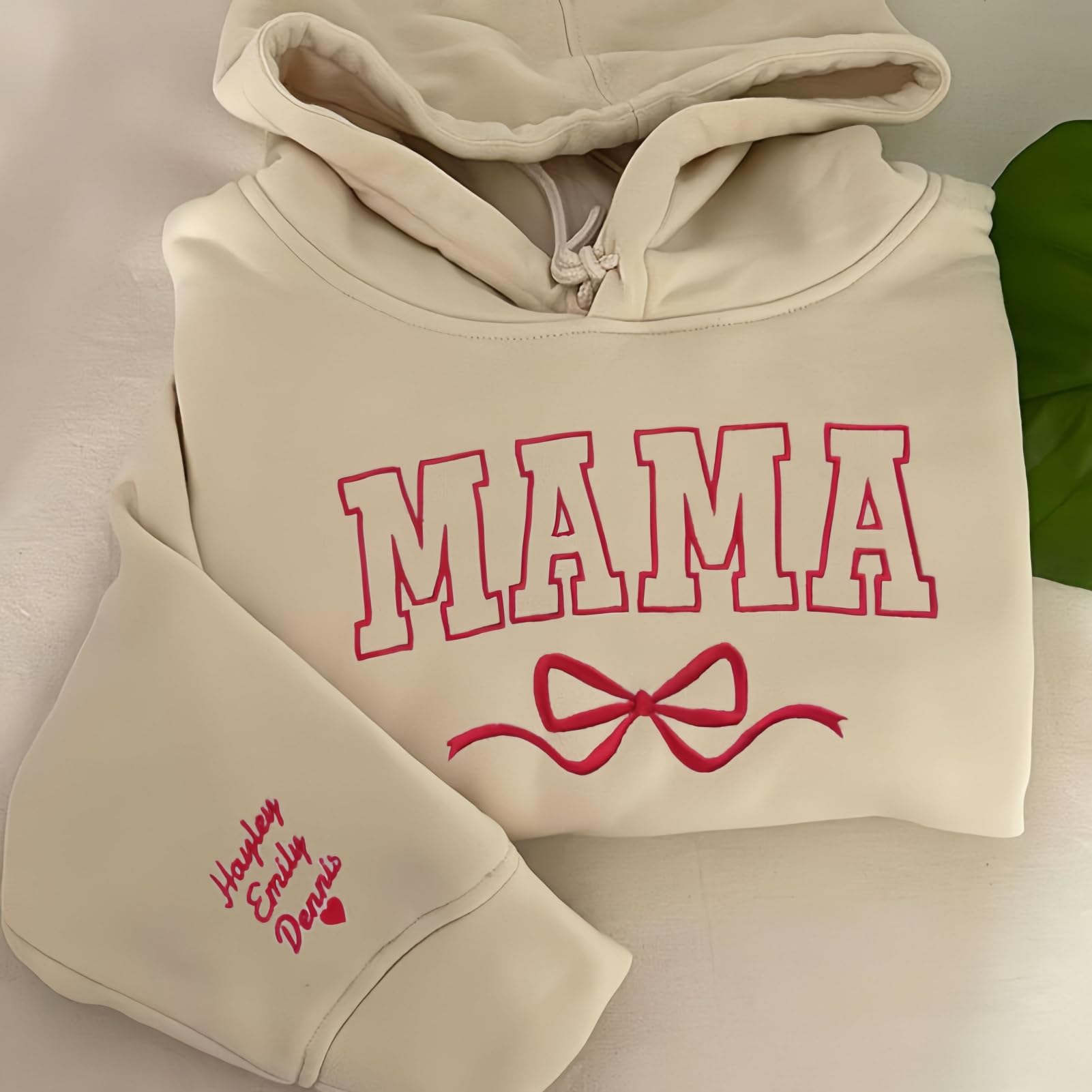 Drawelry Personnalisé Maman Sweat à Capuche avec Nom de l'enfant Cœur Ours Forme Imprimé Manches Longues Femme Hoodie Sweatshirt Fête des Mères Anniversaire Cadeaux pour Mom Mama