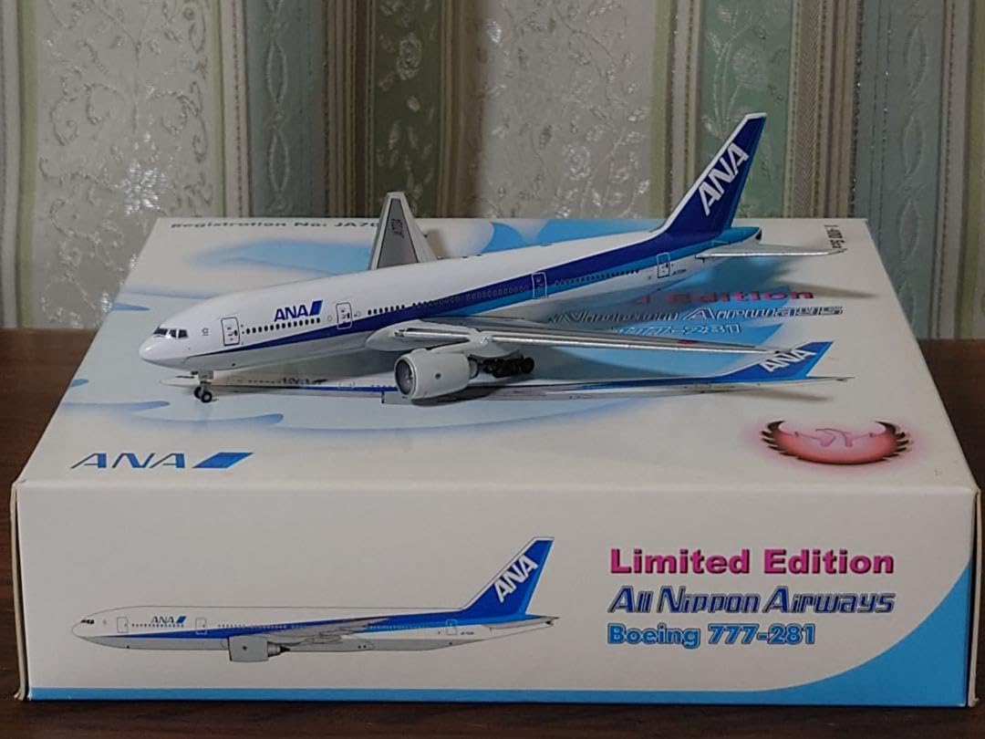 1/400【PHOENIX】ANA B777-200　現行塗装機 Amazon.co.jp: 1 400 PHOENIX ANA B777-200 現行塗装機 : おもちゃ