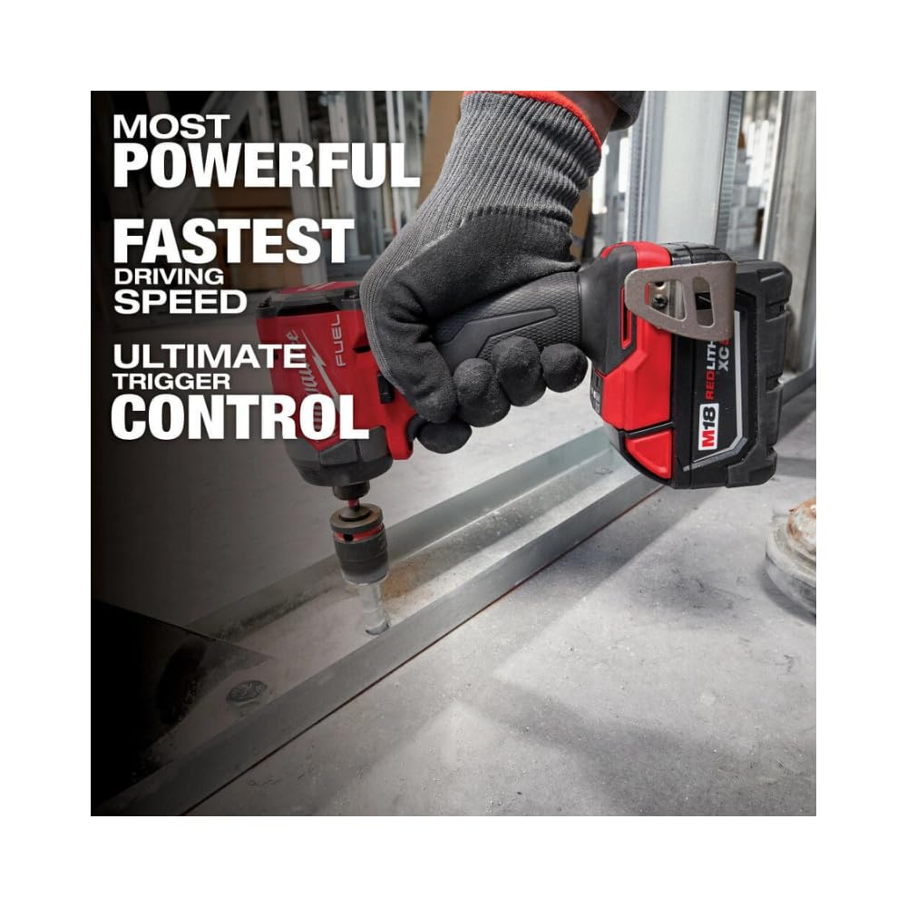 Milwaukee M18 FUEL Kit combinado inalámbrico de iones de litio de 18 voltios sin escobillas con dos baterías de 5.0 Ah, 1 cargador, 2 bolsas de herramientas (7 herramientas)