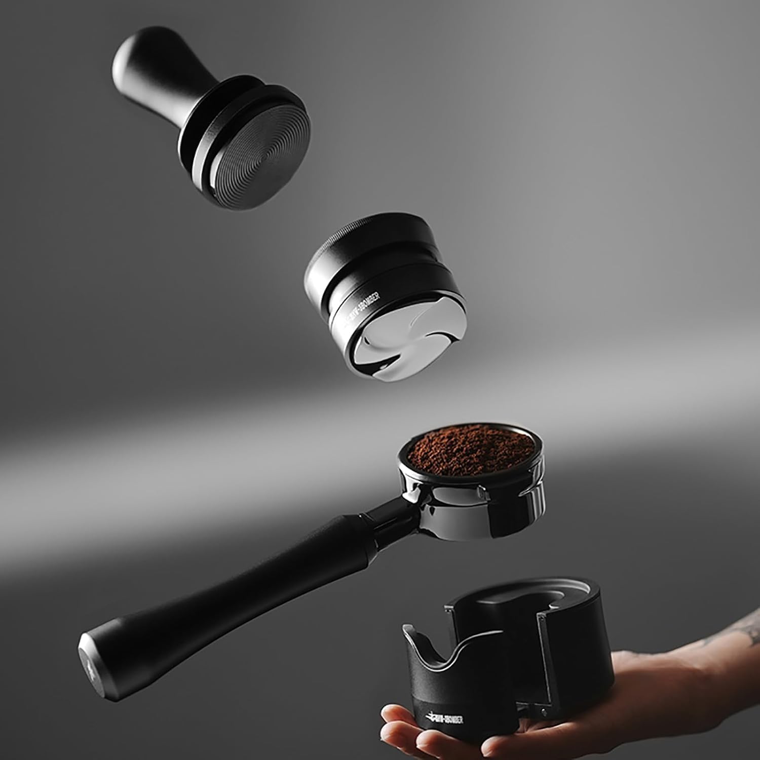 MHW-3BOMBER De'Longhi 51mm Bottomless Portafilter With 3 Ears