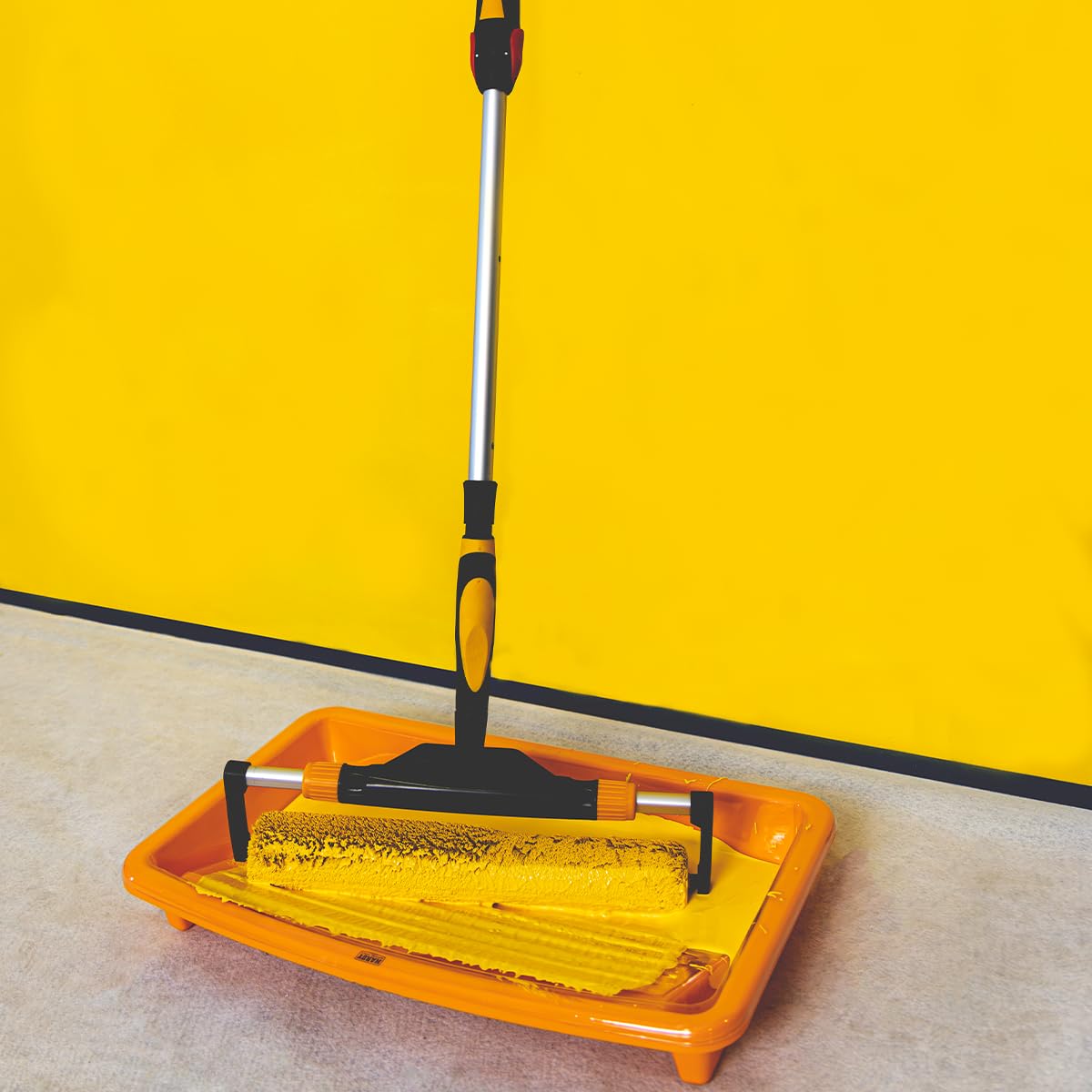 Hardy Working Tools 7 Tlg Malerset Speedy 40, 2x Farbwalze Groß 40 cm, 2x Farbroller Klein 10 cm, 1x Farbwanne 58 cm, 1x Teleskopstange-Maler 60 cm – 94 cm, 1x Malerkrepp 38 mm x 30 m