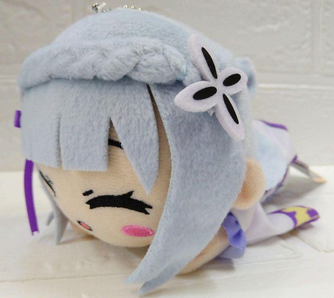 Amazon.co.jp: 異世界かるてっと リゼロ エミリア 寝そべりぬいぐるみ