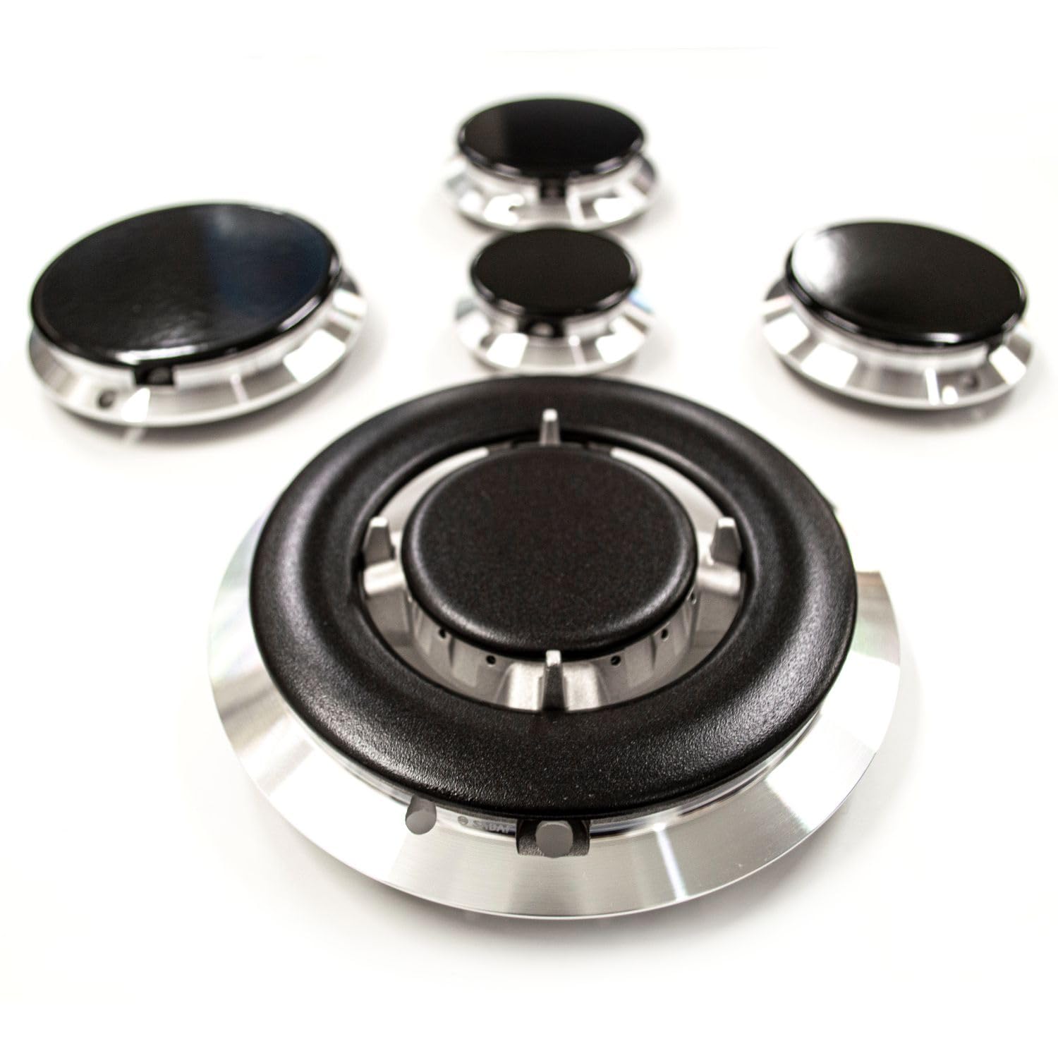 Kit 4 adattabile a piano cottura cucina a gas compatibile con Smeg completo di 4 piattelli spartifiamma e 1 tripla corona