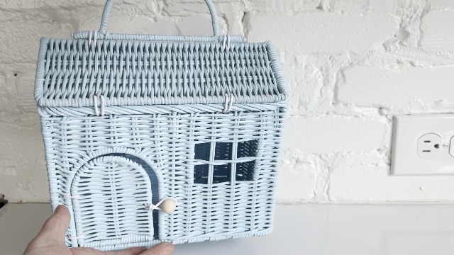 Amazon.com: Rool Rattan House Shaped Basket Wicker Small Dollhouse